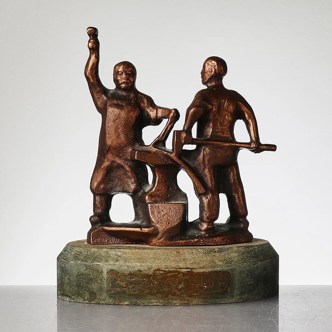 ALLAN EBELING. Skulptur, "Smederna", Signerad Ebeling Torshälla, Smederna