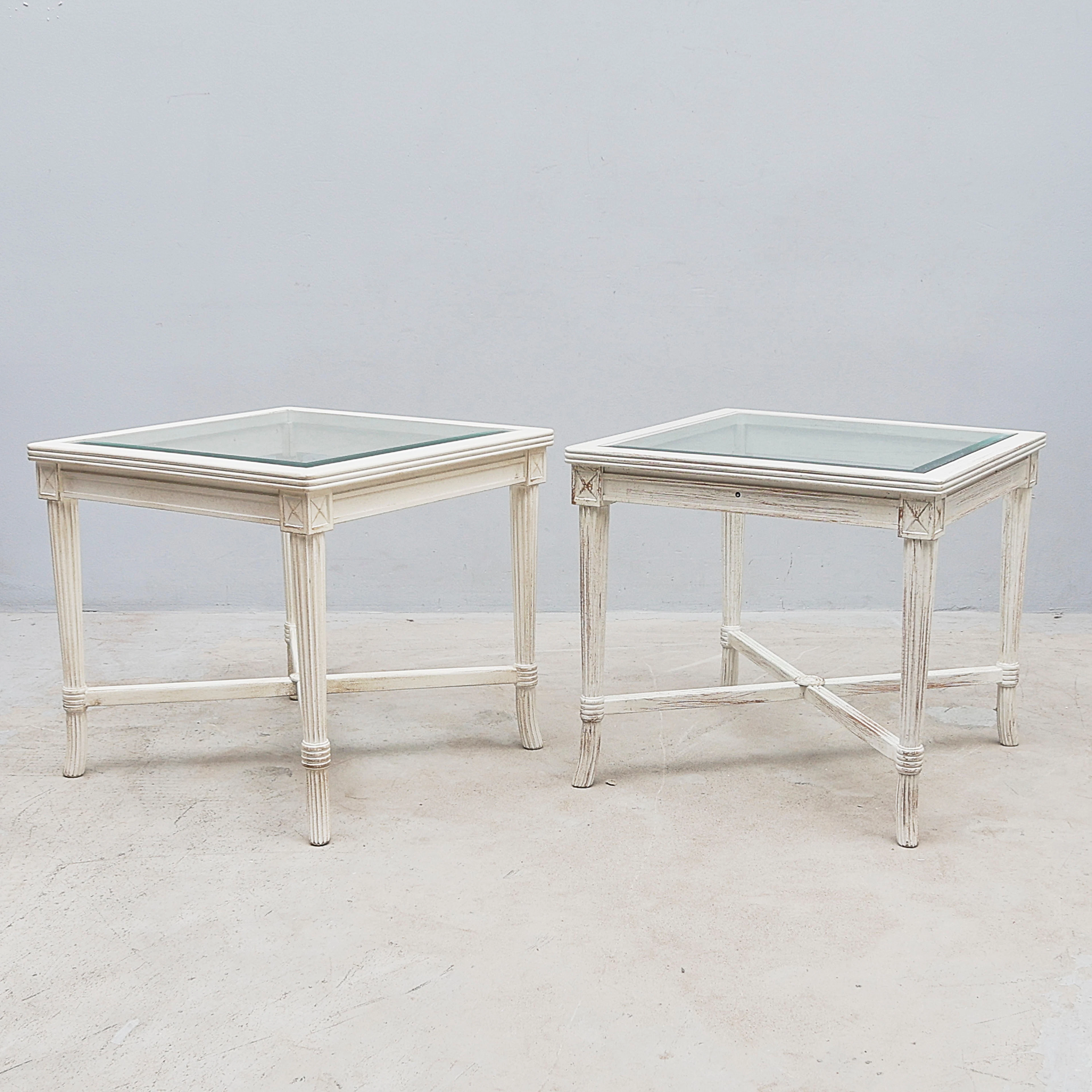 LAMPBORD, Ett par, glasskiva, trä.
