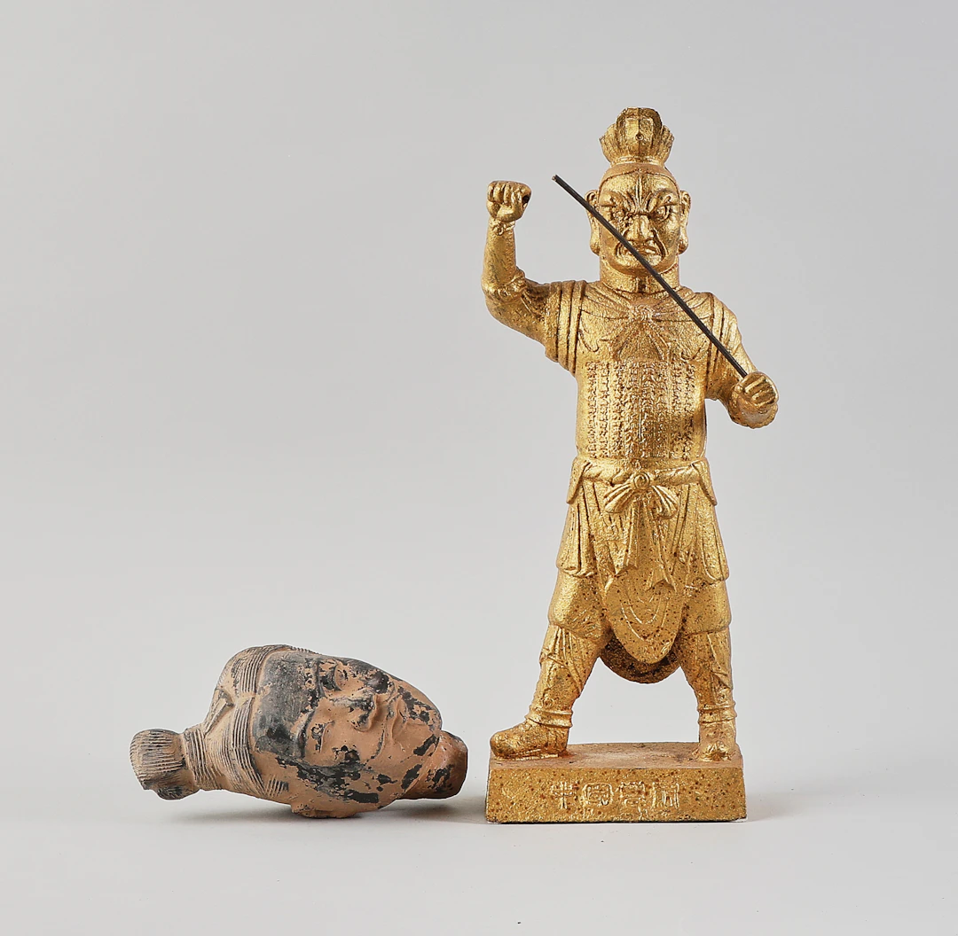 SKULPTUER, 2 st, Krigare, Terrakottaarmén, Kina, 1900-tal.