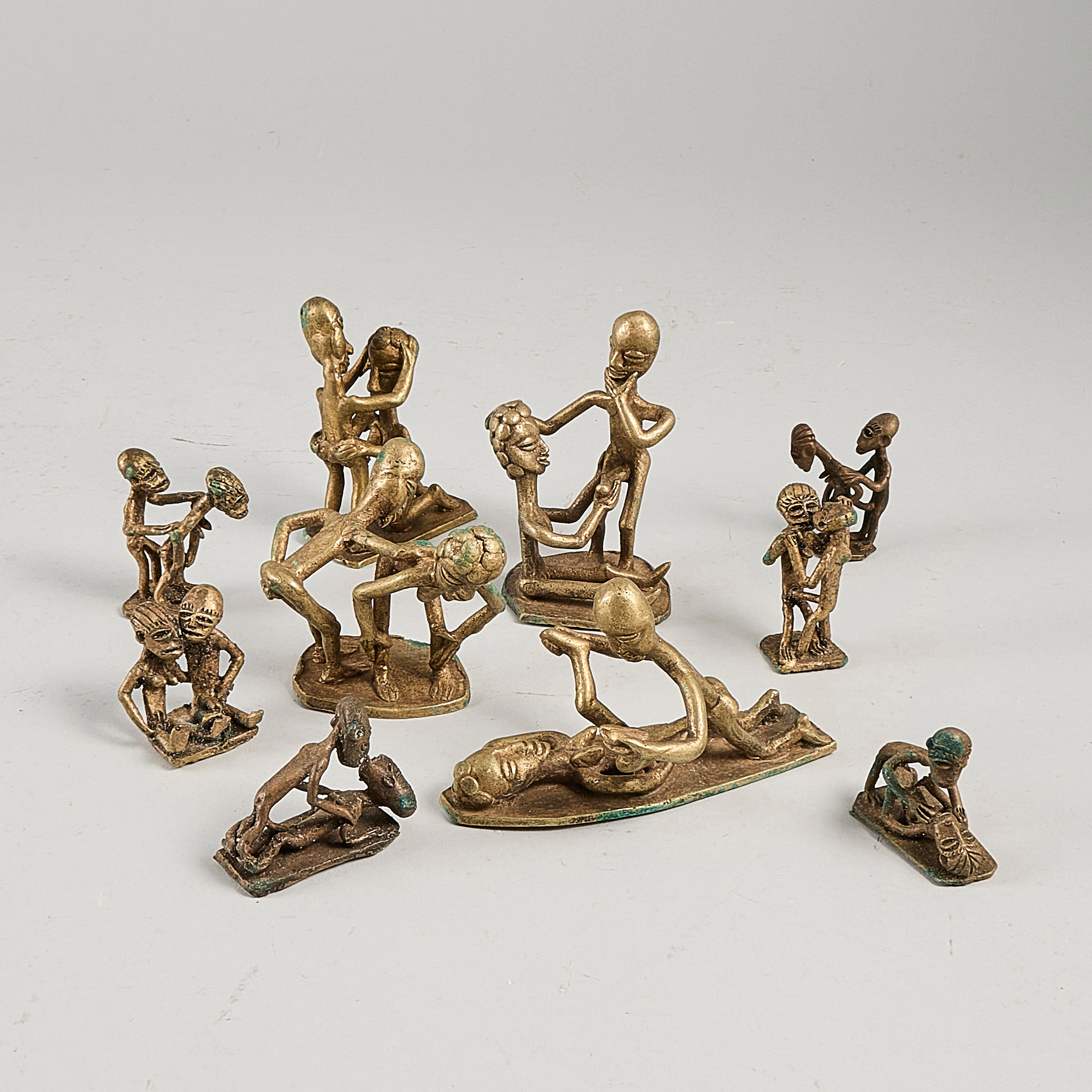 FIGURINER, 10 st, erotiskt motiv, 1900-tal.