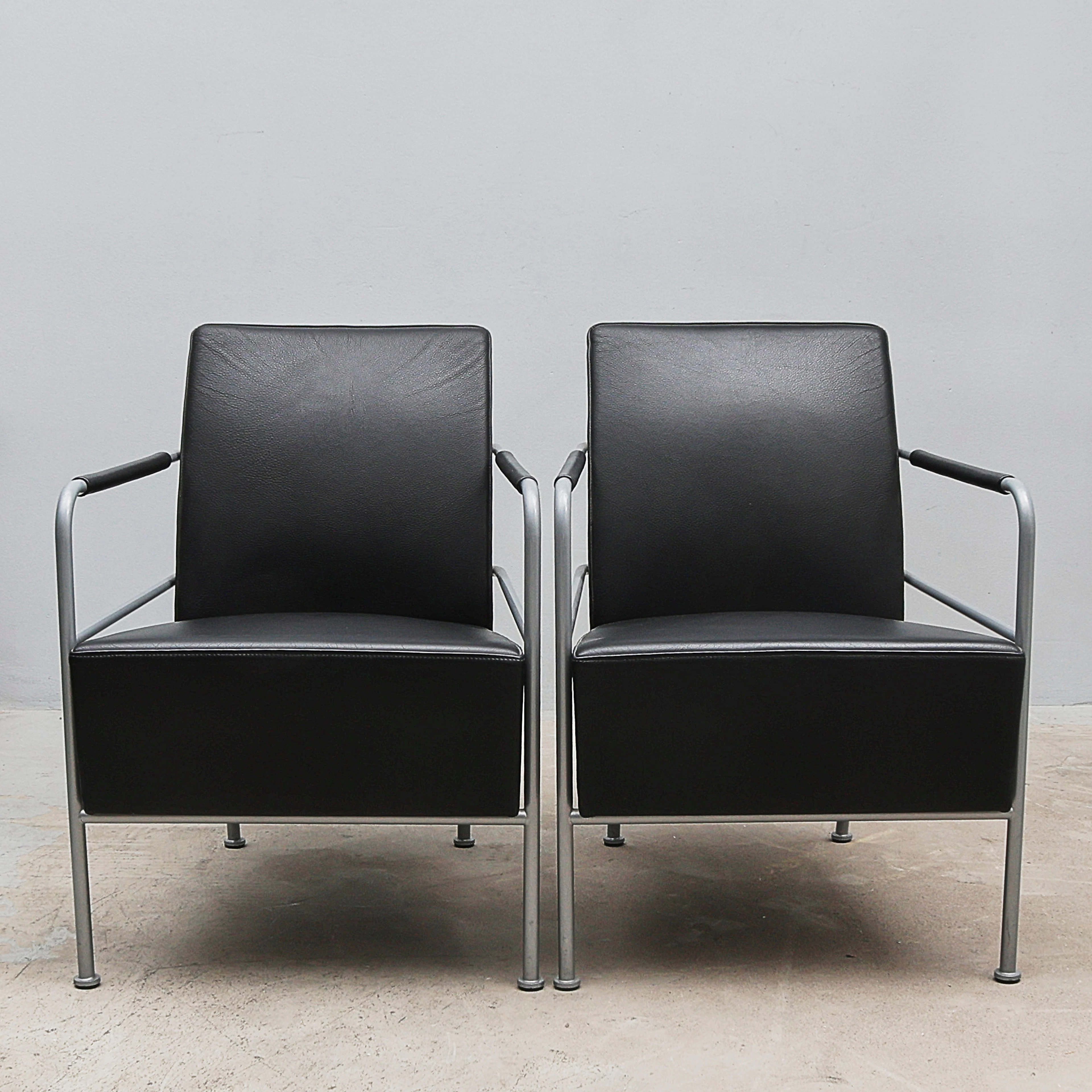 GUNILLA ALLARD. Fåtöljer 1 par, Cinema Easy Chair, Lammhults, svart läder.