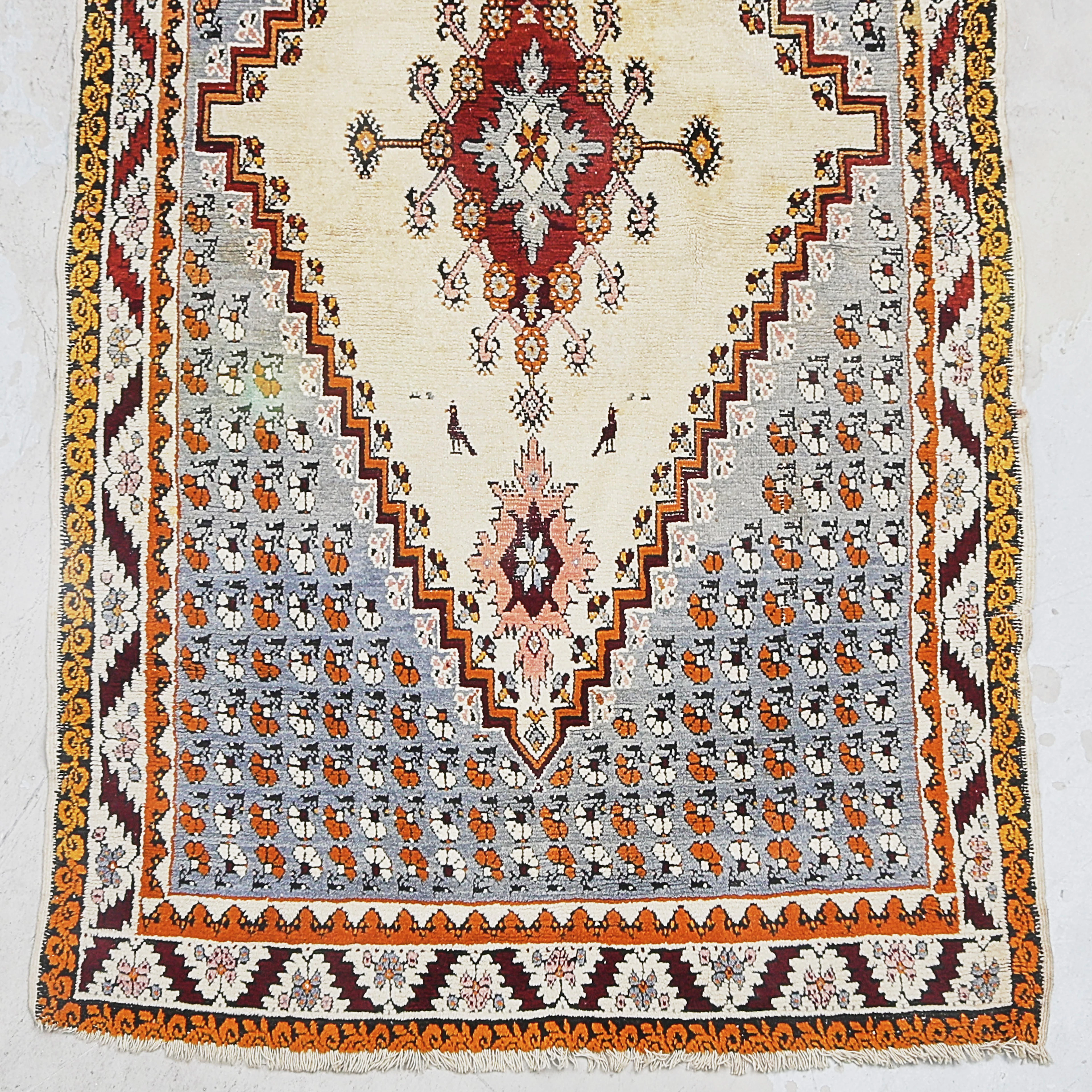 ORIENT MATTA. 153x267.
