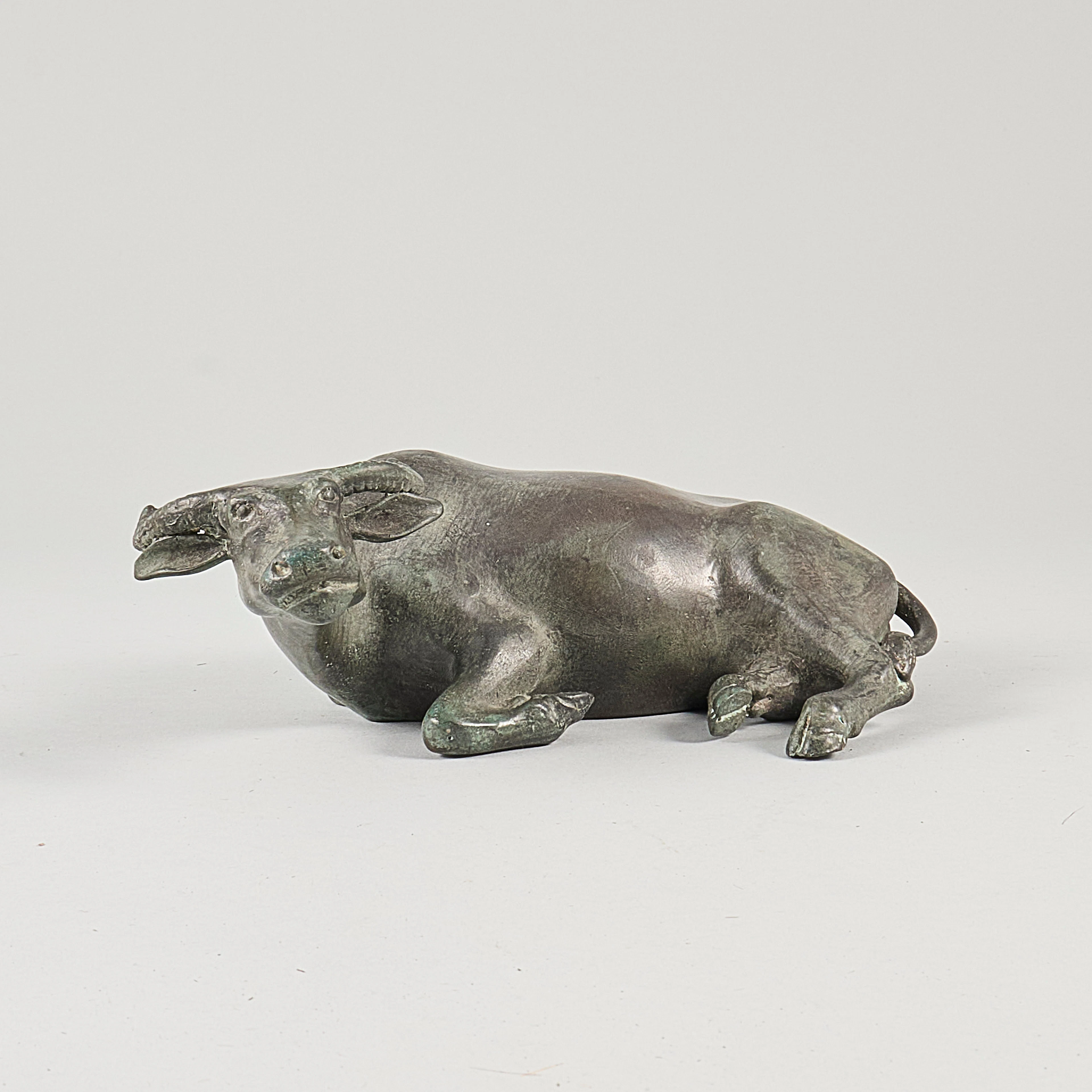 Skulptur, Patinerad metall, Vattenbuffel.
