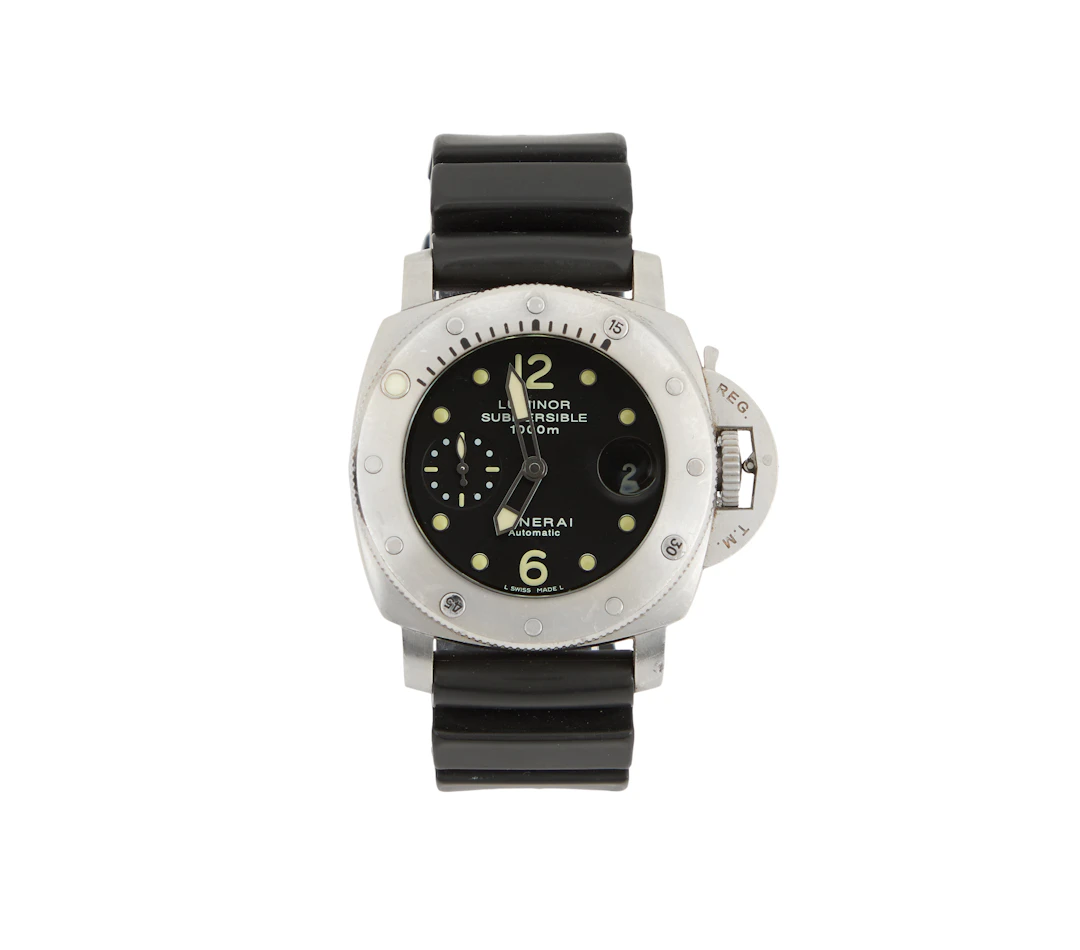 Panerai Luminor Submersible Wristwatch