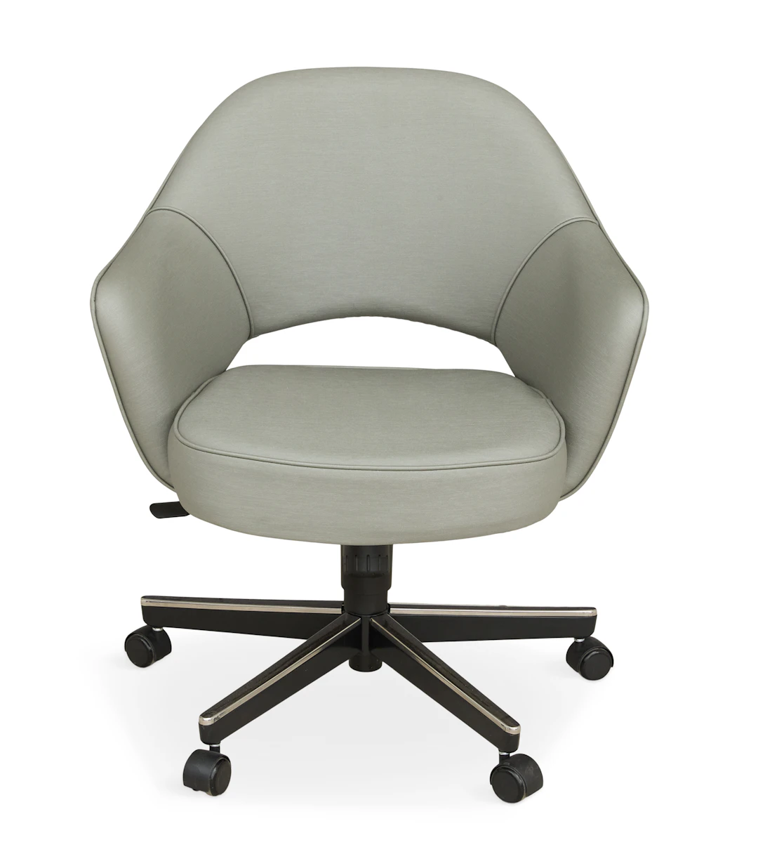 Knoll Executive Swivel Chair