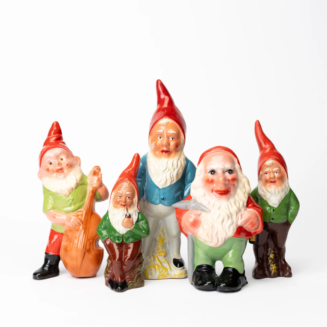 FIGURINER, 5 st keramik, tomtar, 3 stämpelmärkta, Gräfenroda, Tyskland