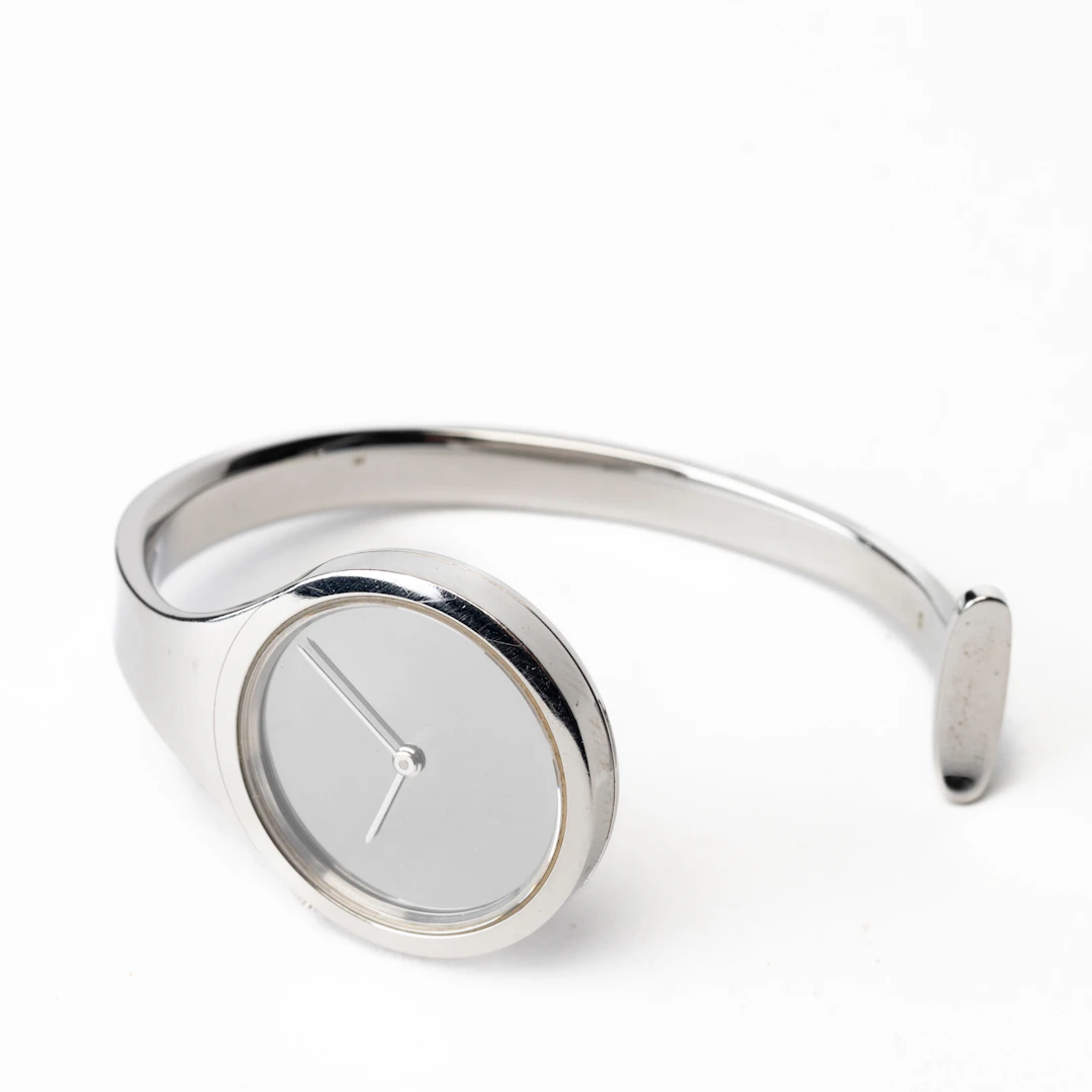 VIVIANNA TORUN BÜLOW-HÜBE. Armbandsur/bygelur, "Vivianna"/"Torun"