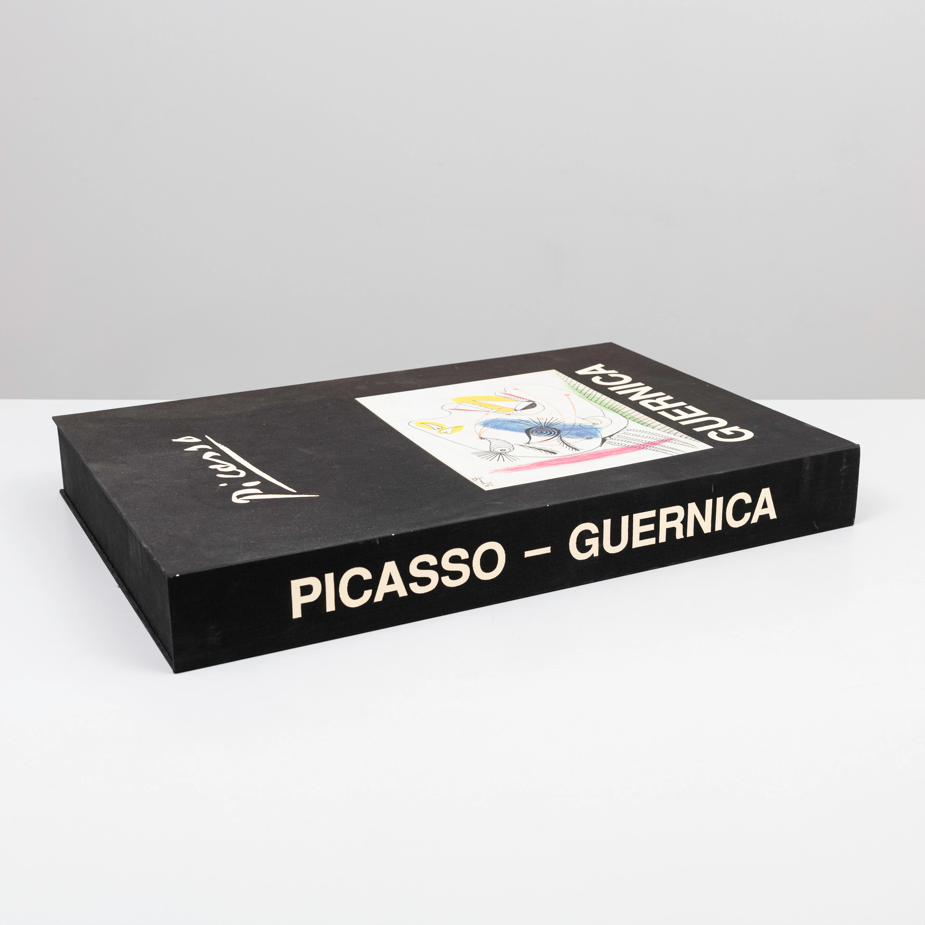 PABLO PICASSO. EFTER. Konstmapp "Guernica", faksimilutgåva i kassett
