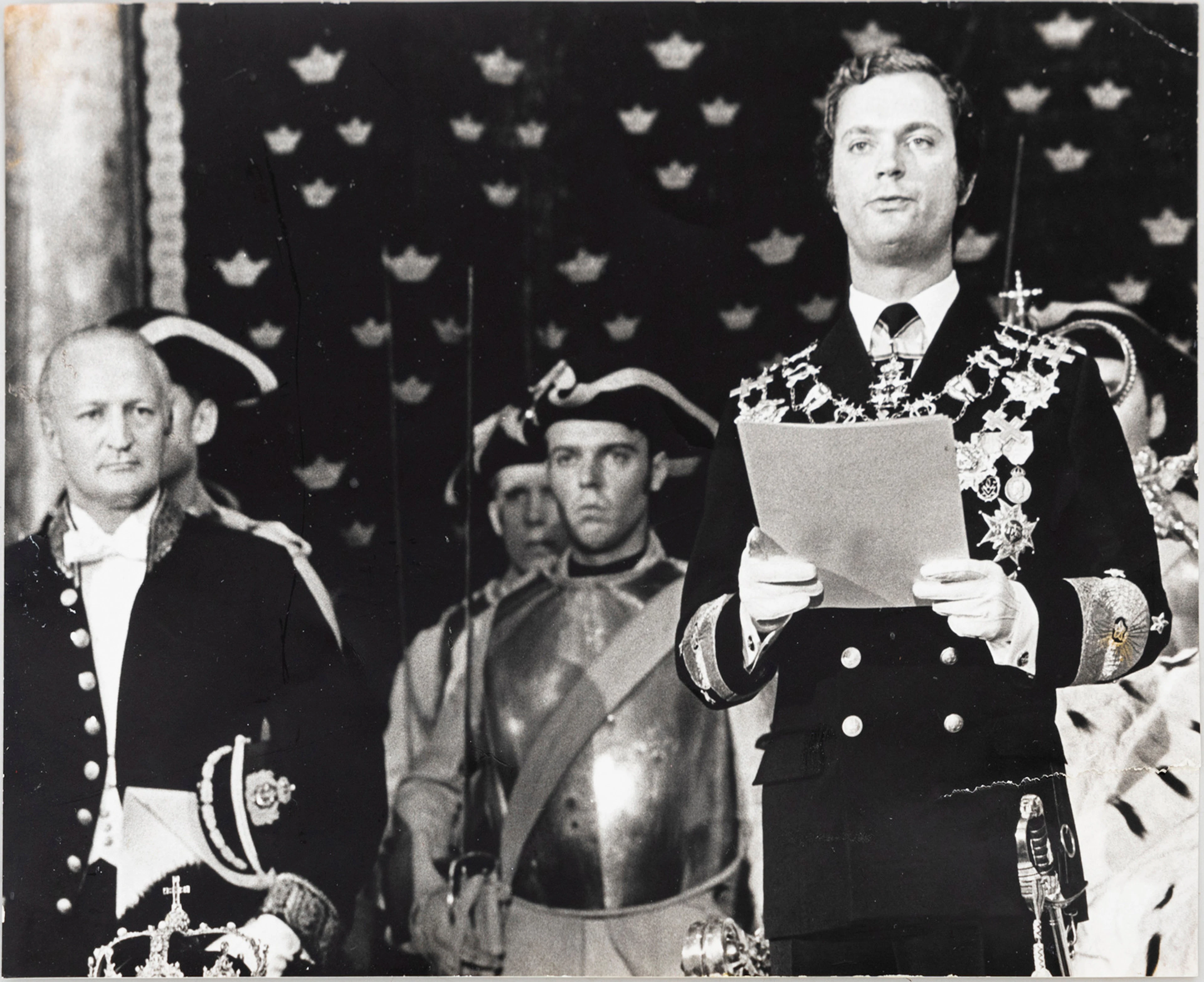 FOTOGRAFI, Sveriges kung Carl XVI Gustaf svär kungaeden 19/9 1973