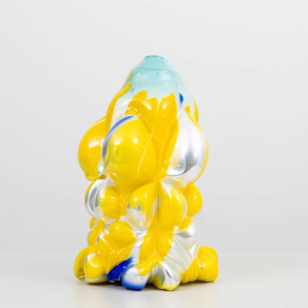 HANNA HANSDOTTER. Skulptur, glas, signerad samt daterad 2024.