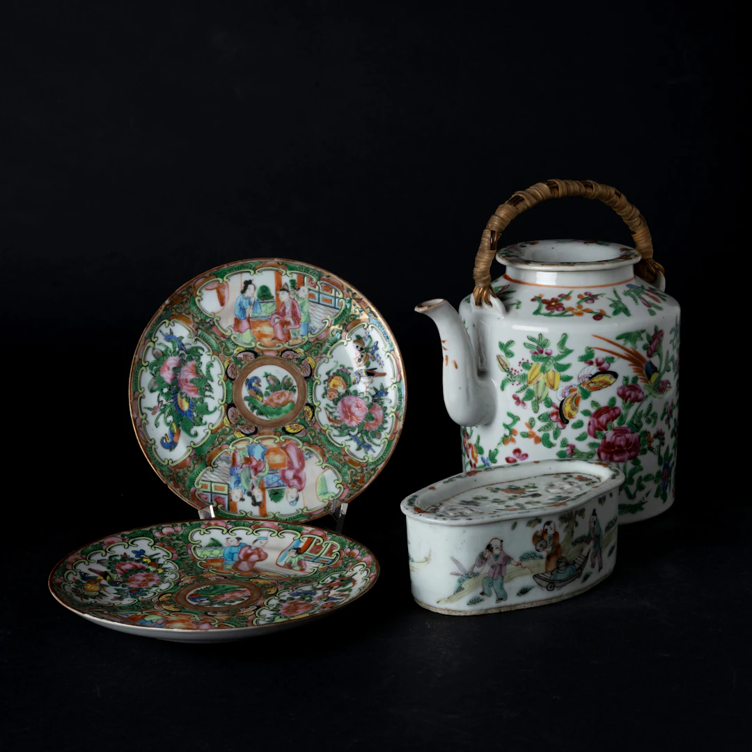 PORSLIN, 4 delar, Kina, 1800-1900-tal.