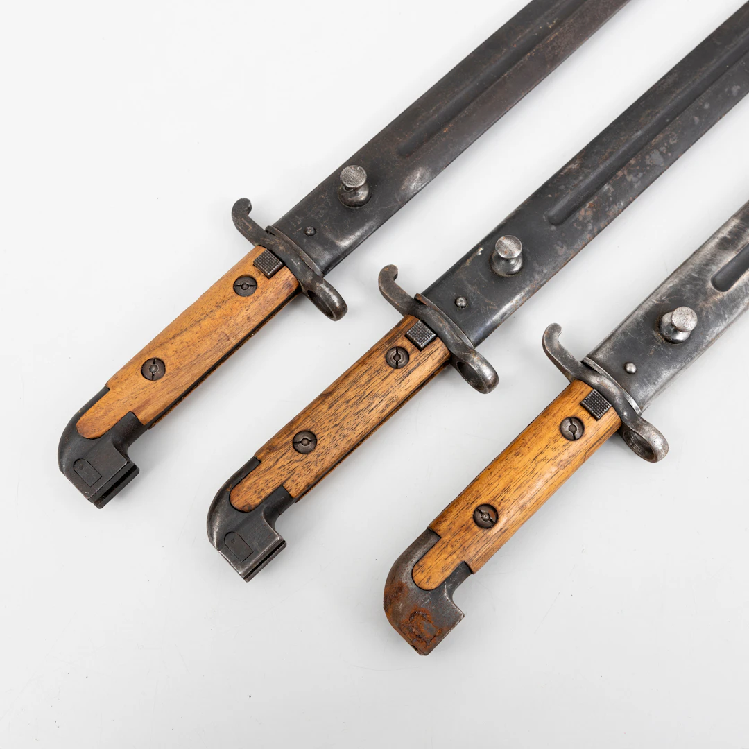 BAJONETTER, 3 st, m/1914. Eskilstuna Jernmanufactur AB.