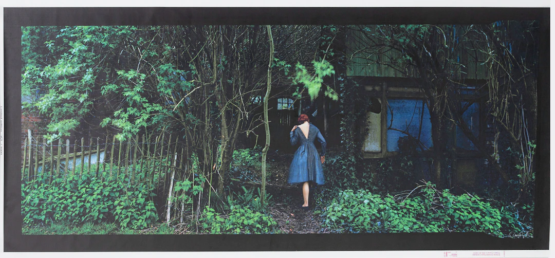 DENISE GRÜNSTEIN. "Figure in landscape", screentryck på duk, IKEA