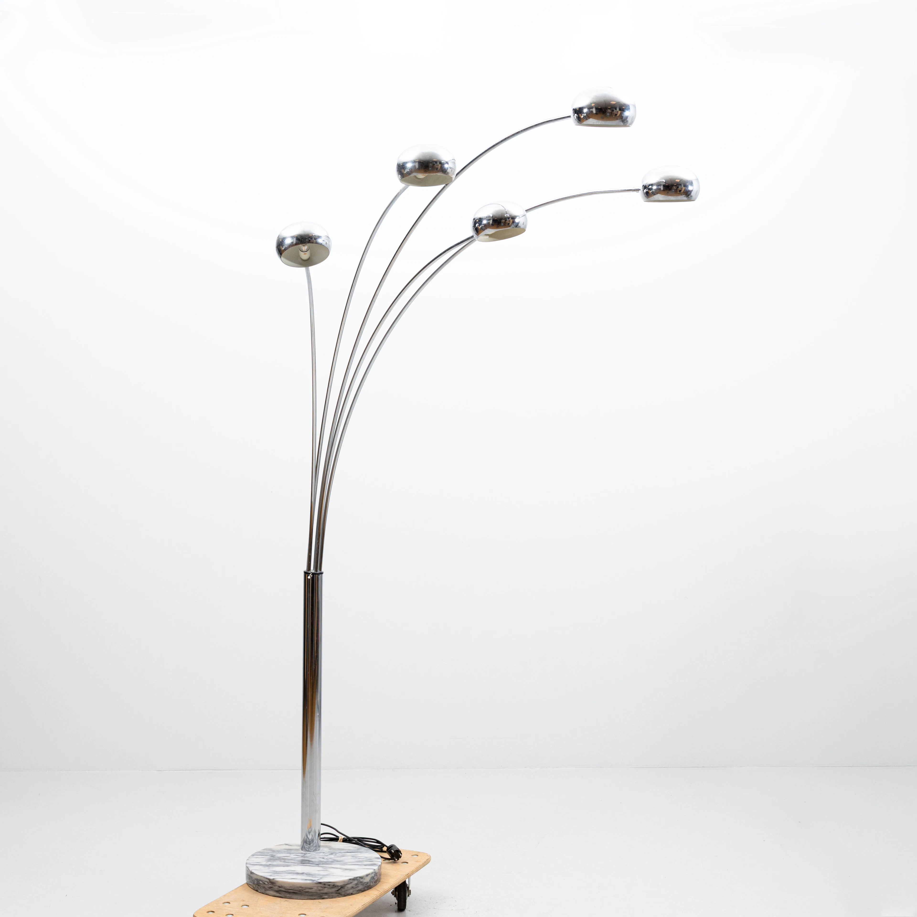 GOLVLAMPA, 5-armad, kromad metall,stenfot, Ataljé lyktan, 1900-talets