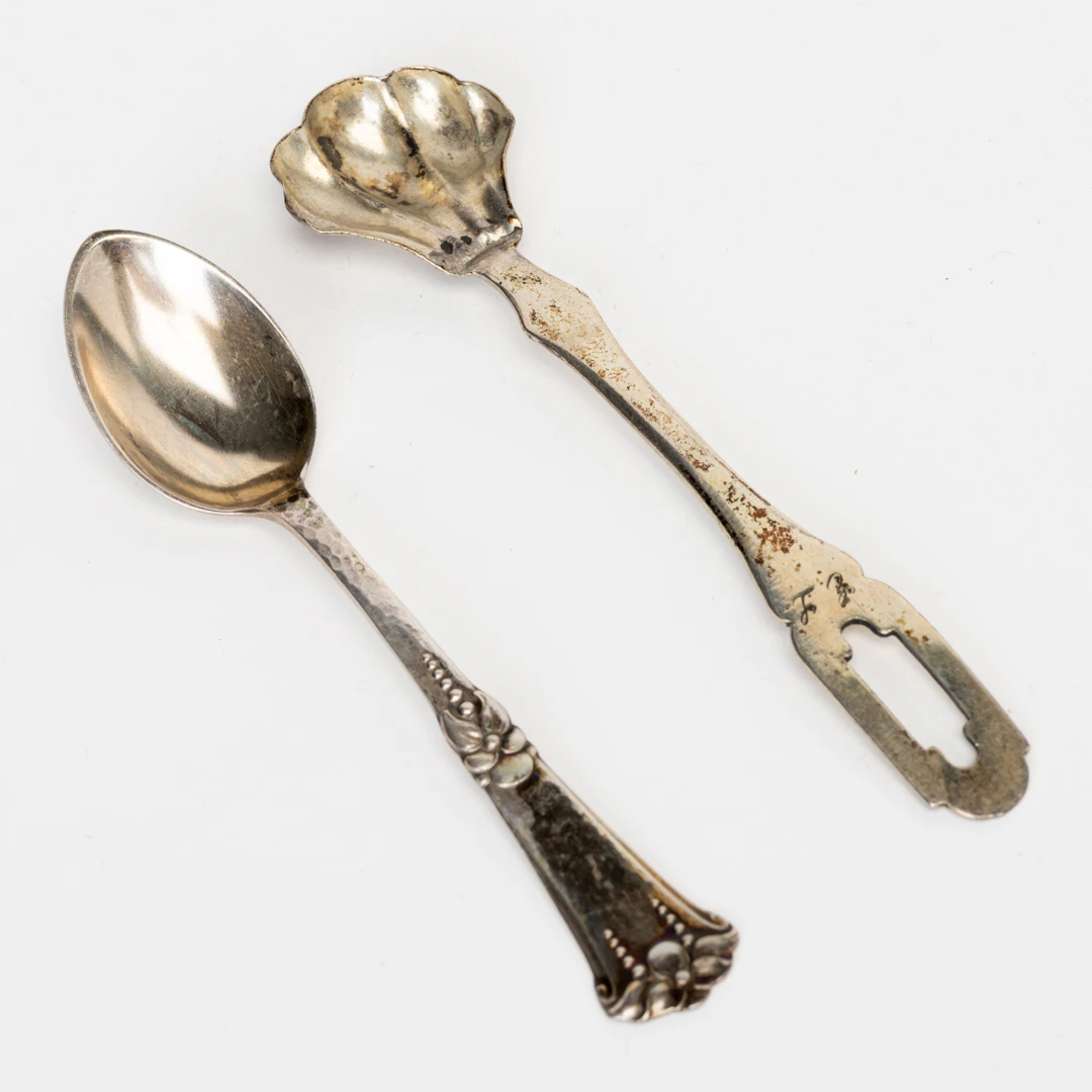 MOCCASKEDAR, 12 st samt SKEDAR 2 st, silver, 1800-/1900-tal.
