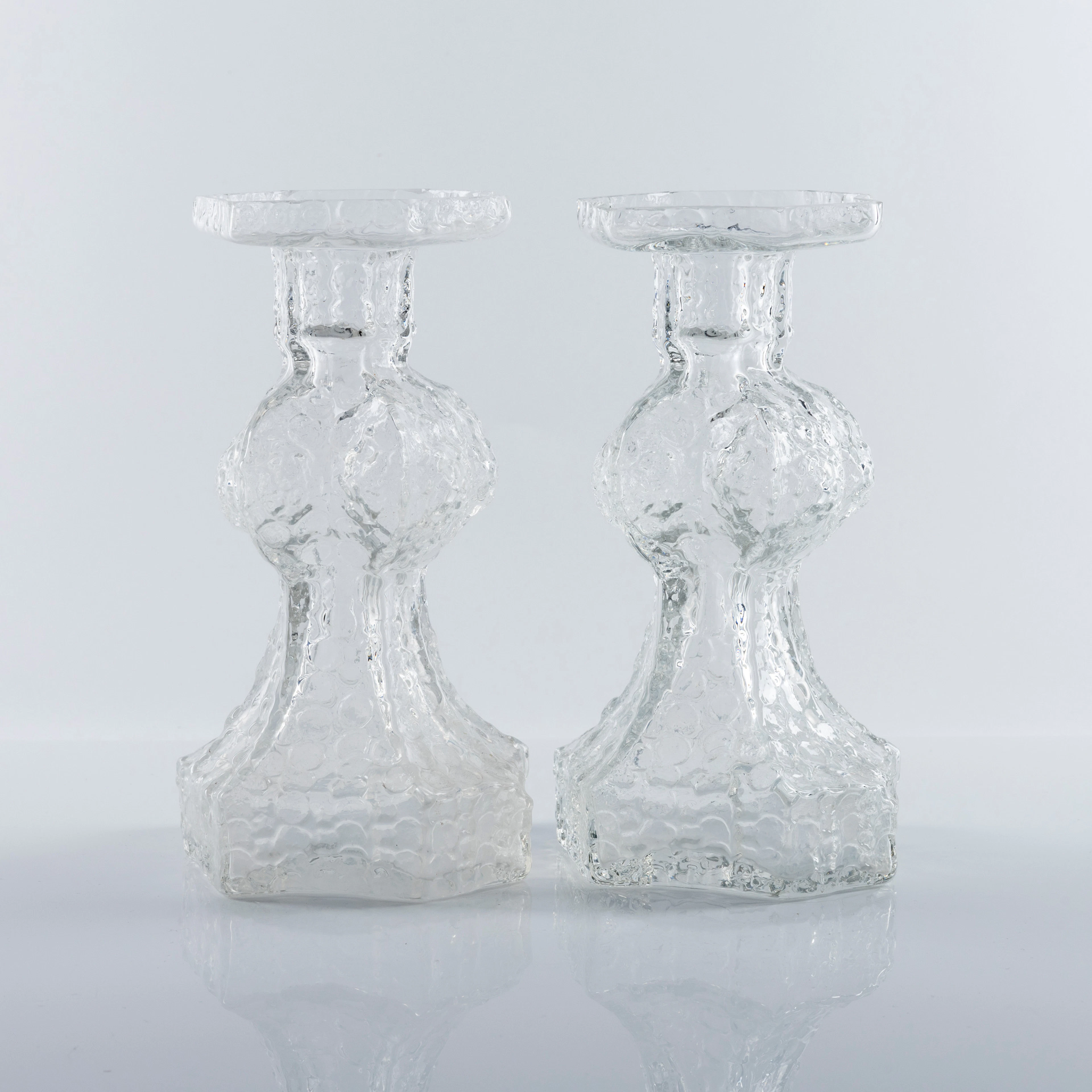 ANNY STILL. Ljusstakar, ett par, glas, modell Candida, ur serien "Fenomena"