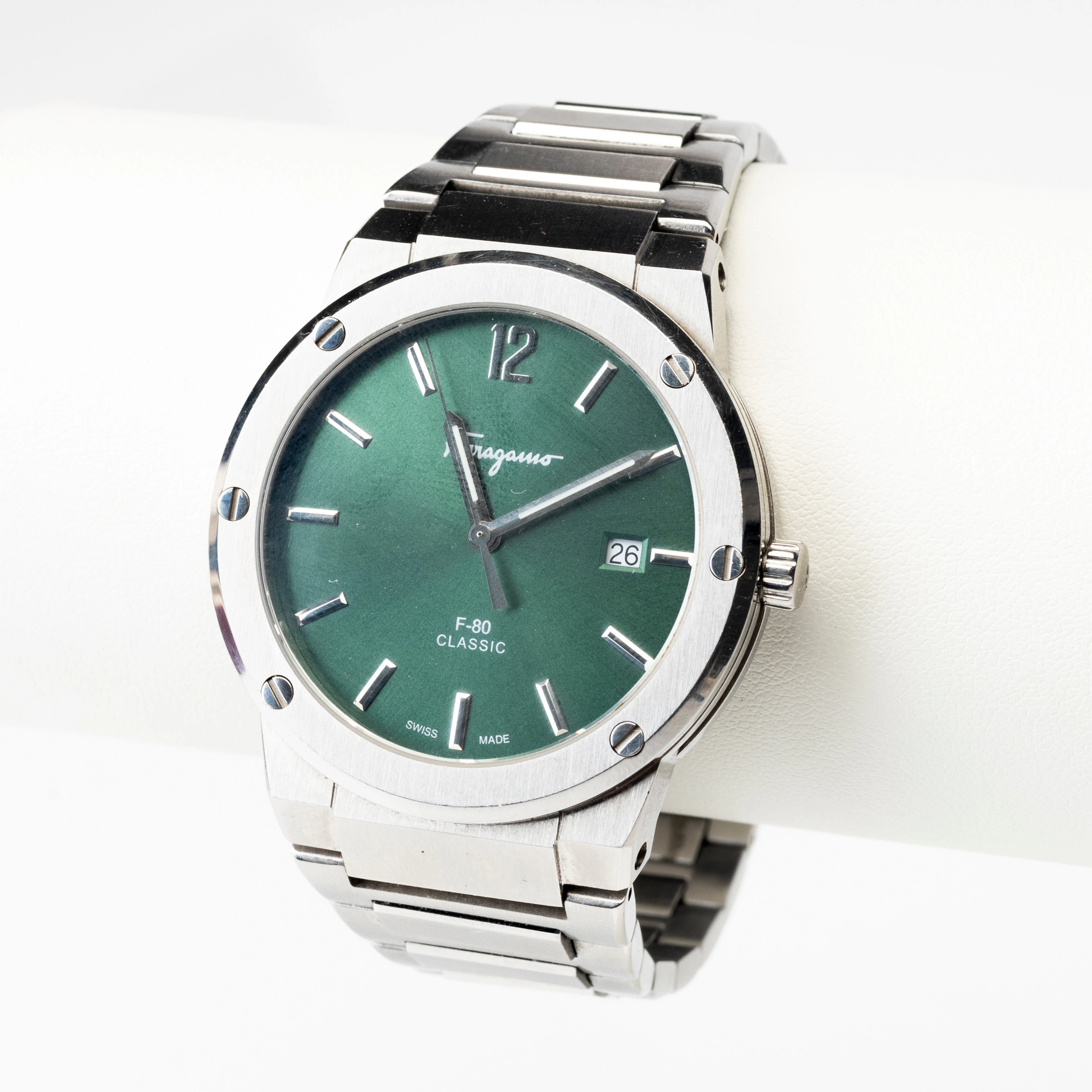 SALVATORE FERRAGAMO, F-80 Classic, armbandsur, datum, quartz, stål, samtida.