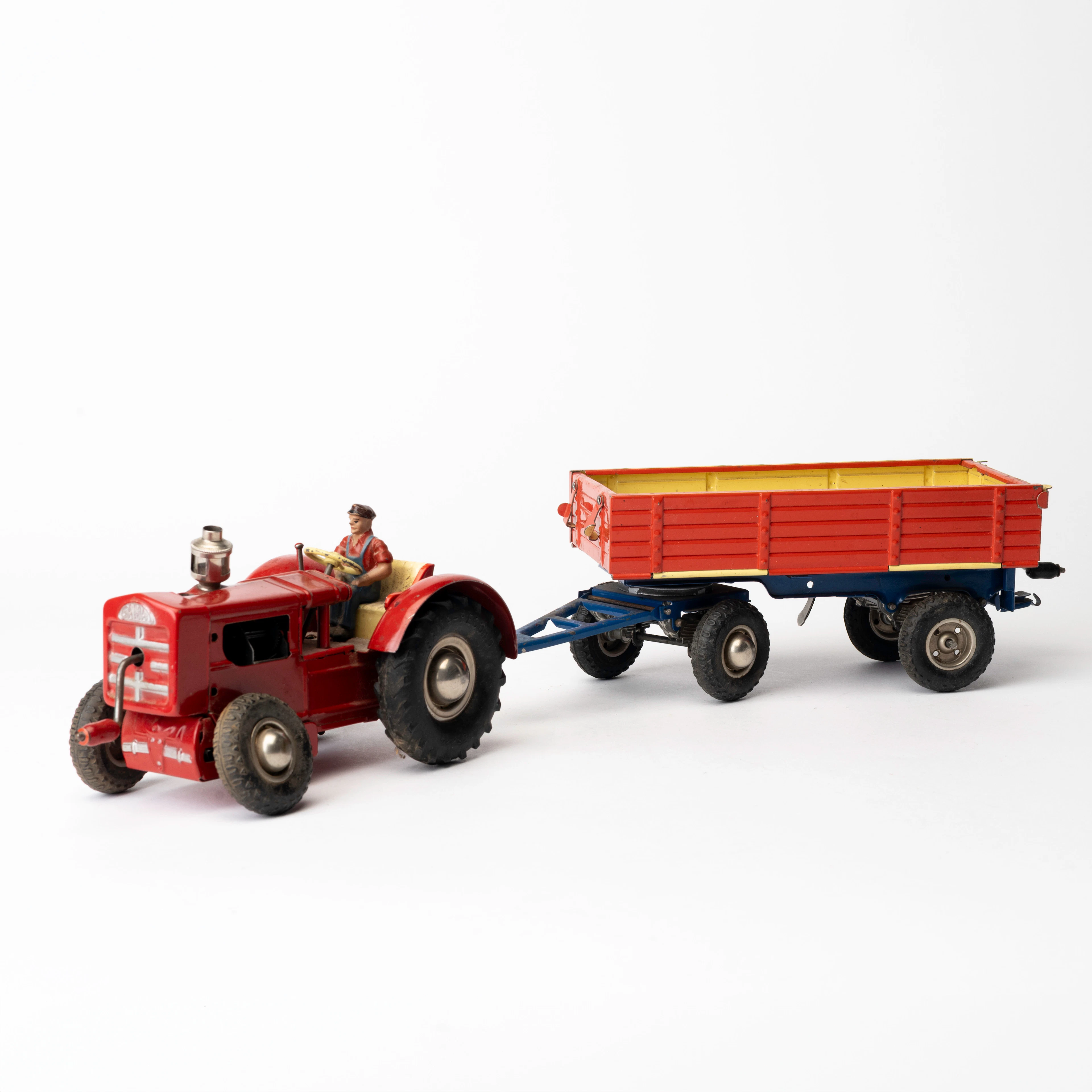 TRAKTOR MED VAGN/TRAILER, Gama.