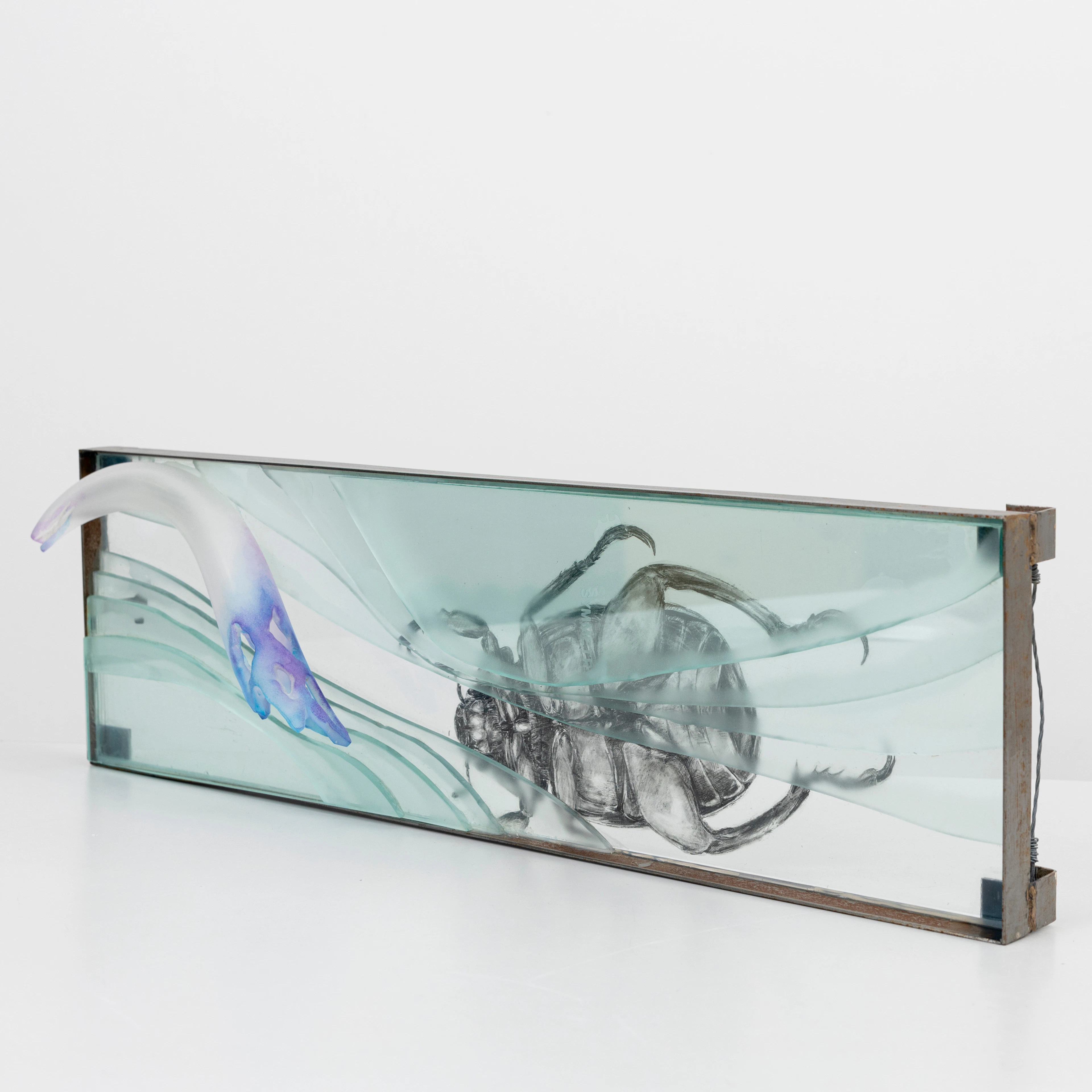 TOKIKO ISHIGURU FRODE. Väggskulptur, glas och metall, "Symetry", signerad