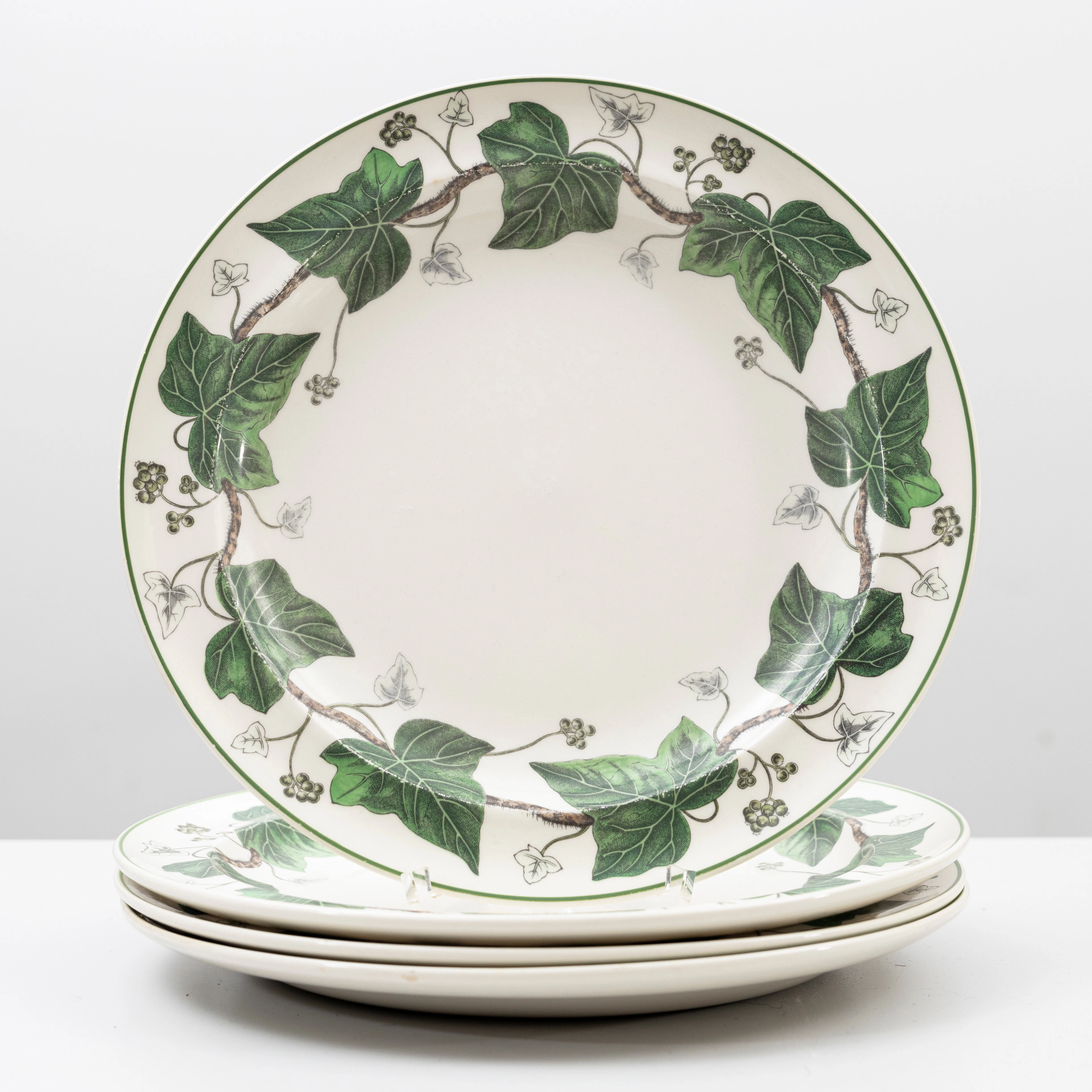 TALLRIKAR, 4 st, "Napoleon Ivy", Wedgwood, porslin.