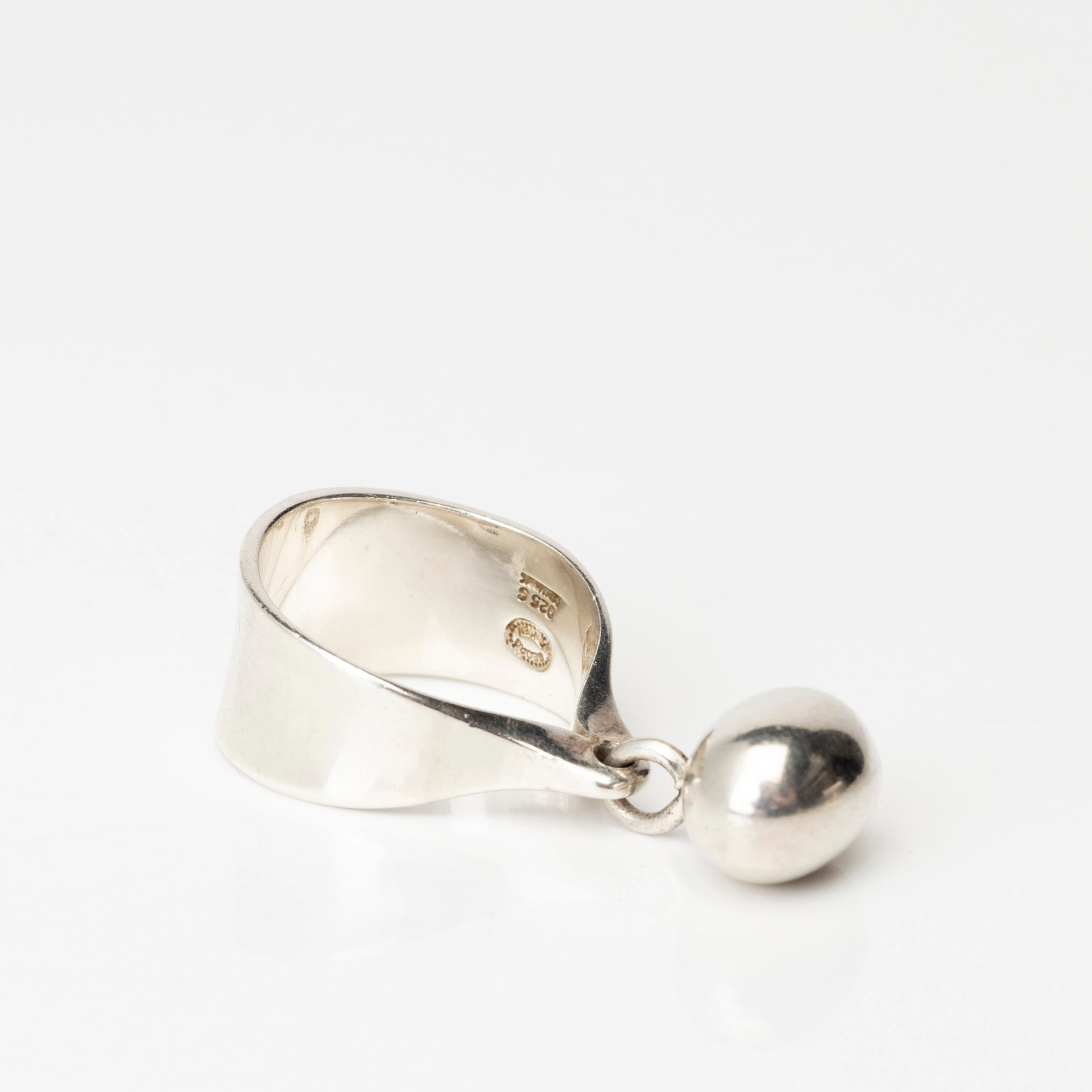 VIVIANNA TORUN BÜLOW-HÜBE. Ring sterlingsilver, nr: 156, för Georg