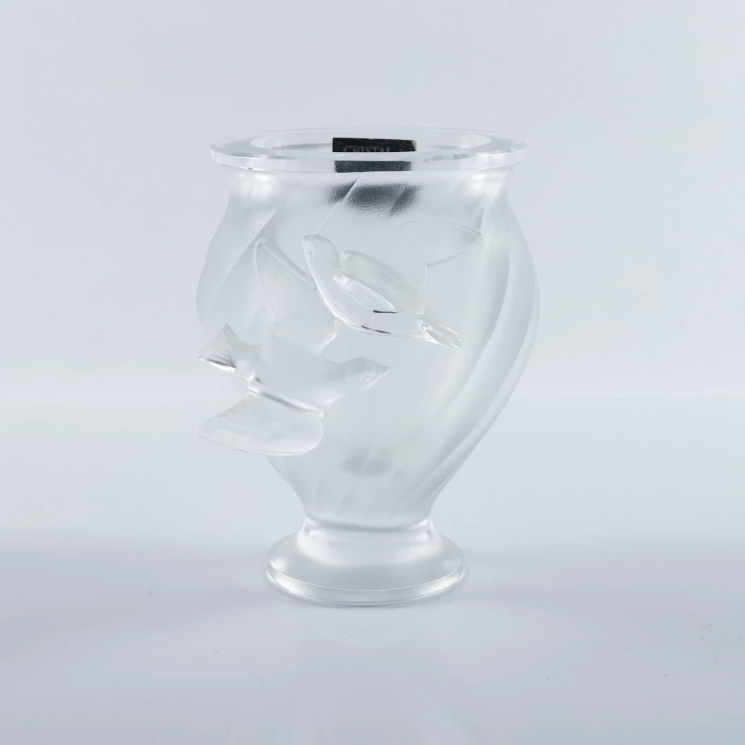 VAS, glas, signerad, Lalique.