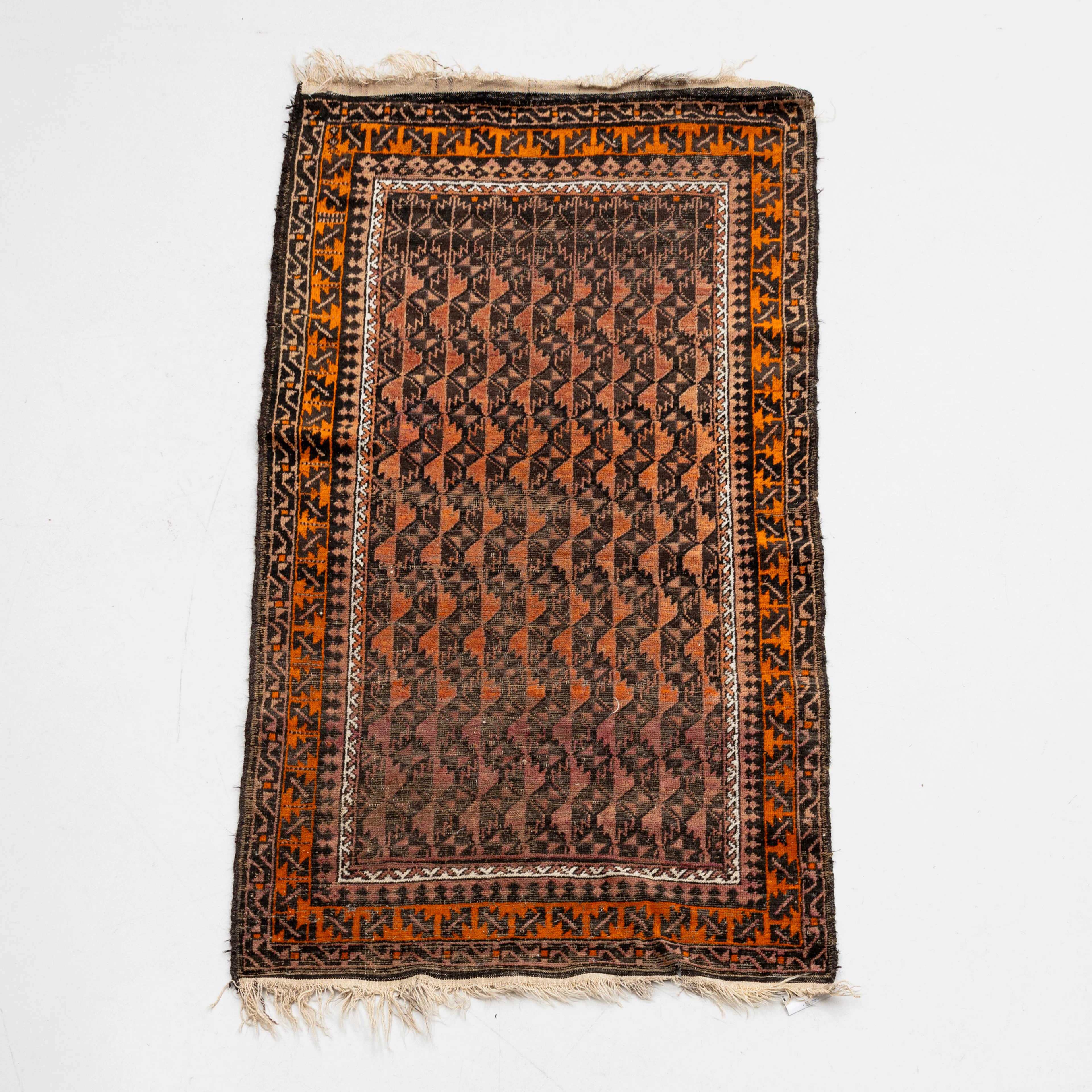 MATTA, orientalisk, antik, ca 180 x 100 cm.