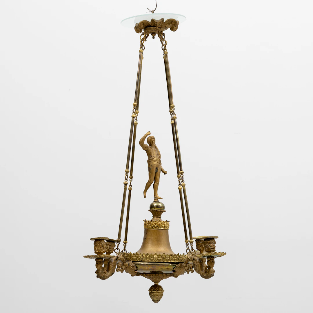 AMPEL, förgylld, 1800-talets andra hälft, höjd ca 85 cm.