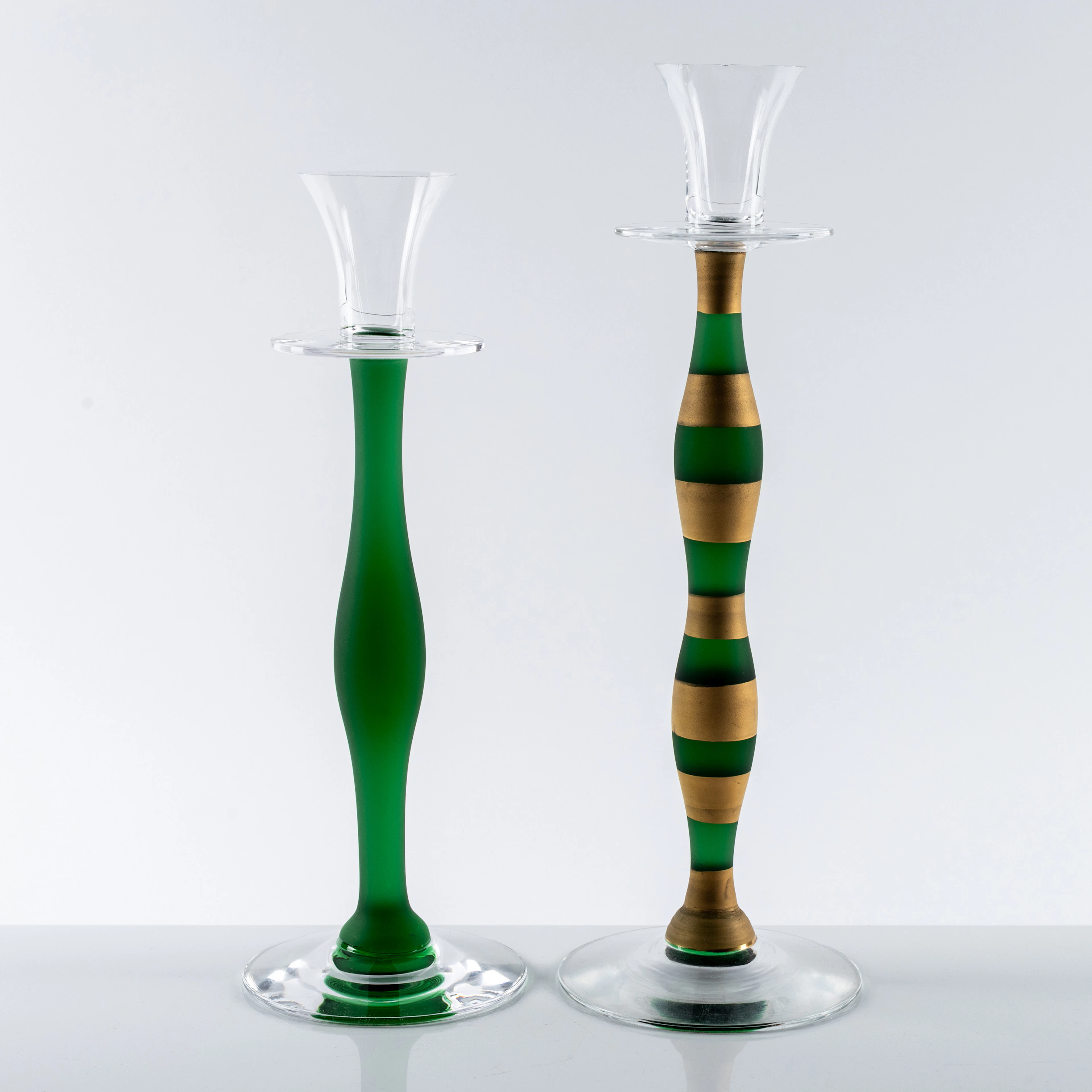 ANNE NILSSON. Ljusstakar, 2 st, glas, "Celeste", en monogramsignerad