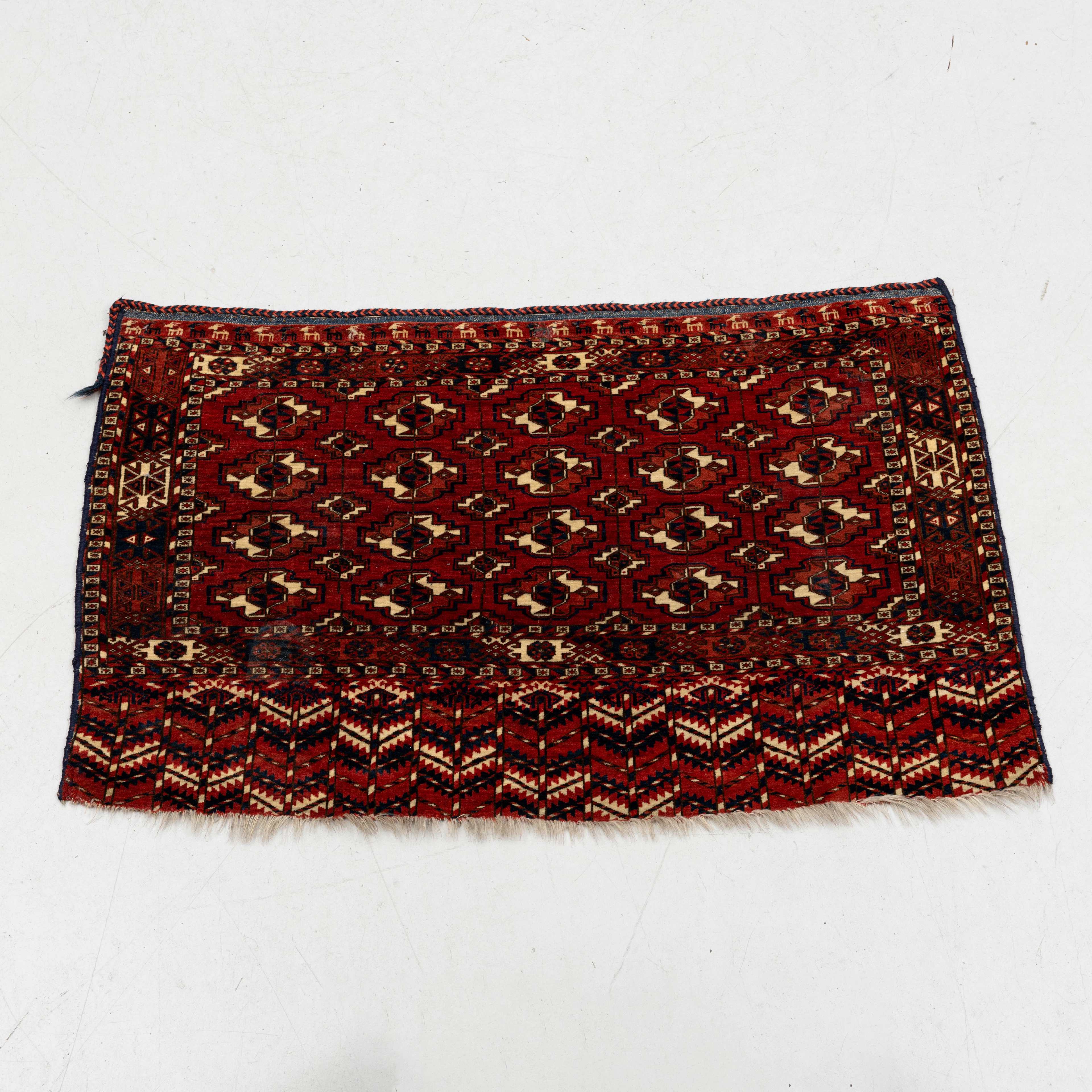 SADELTÄCKE, Turkmen, ca 116x67 cm.