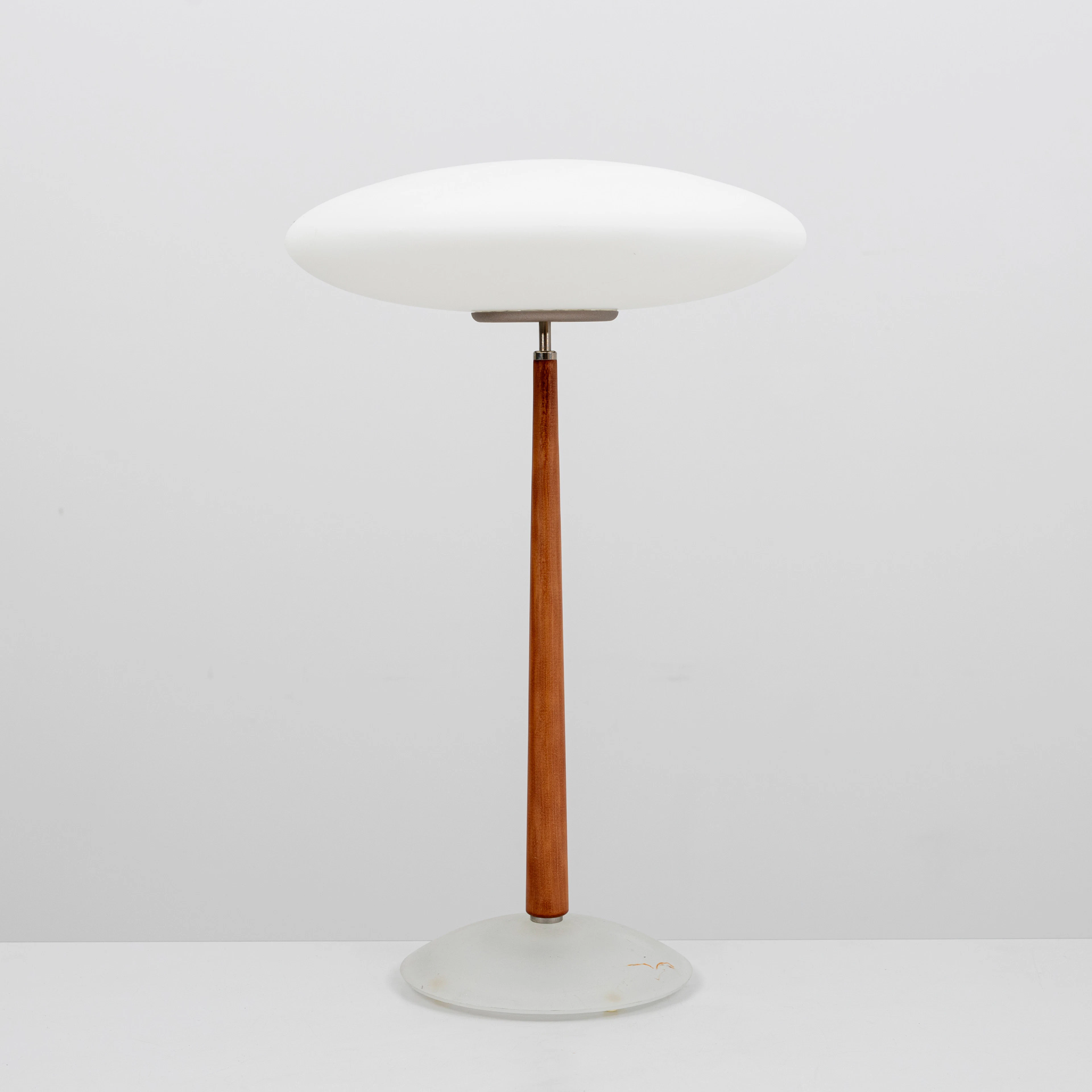 METTEO THUN. Bordslampa, "Pao T1", för Arteluce, Italien, 1990-tal.