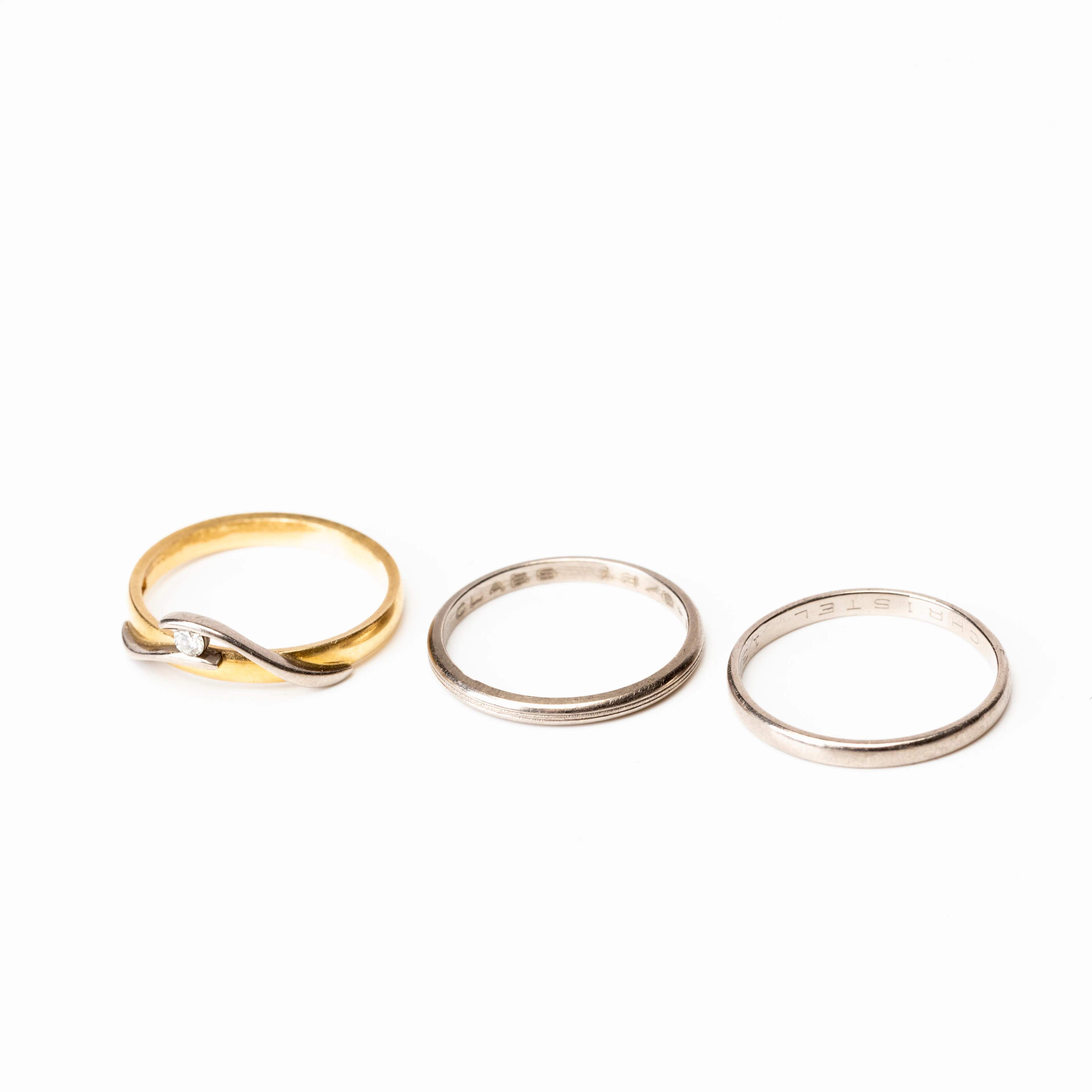 RINGAR 3 st, 18K guld med en diamant 0,05ct, 1980-/1990-tal.