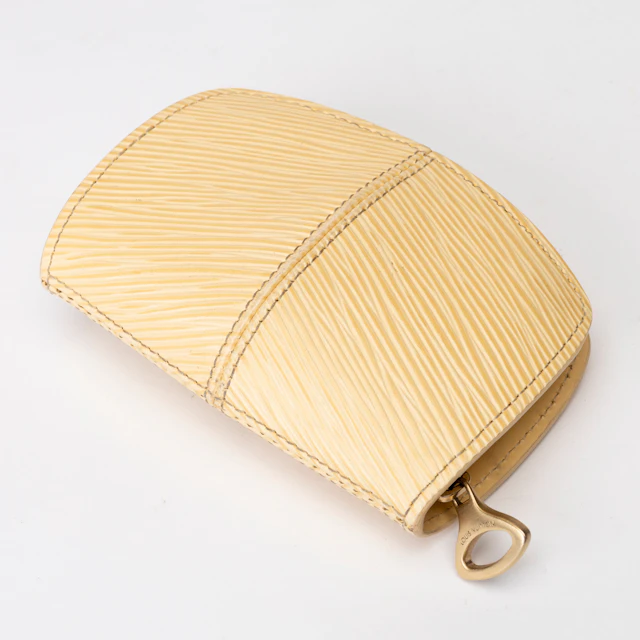 LOUIS VUITTON. Plånbok, "Versau Vanilla Epi coin purse", 2001.