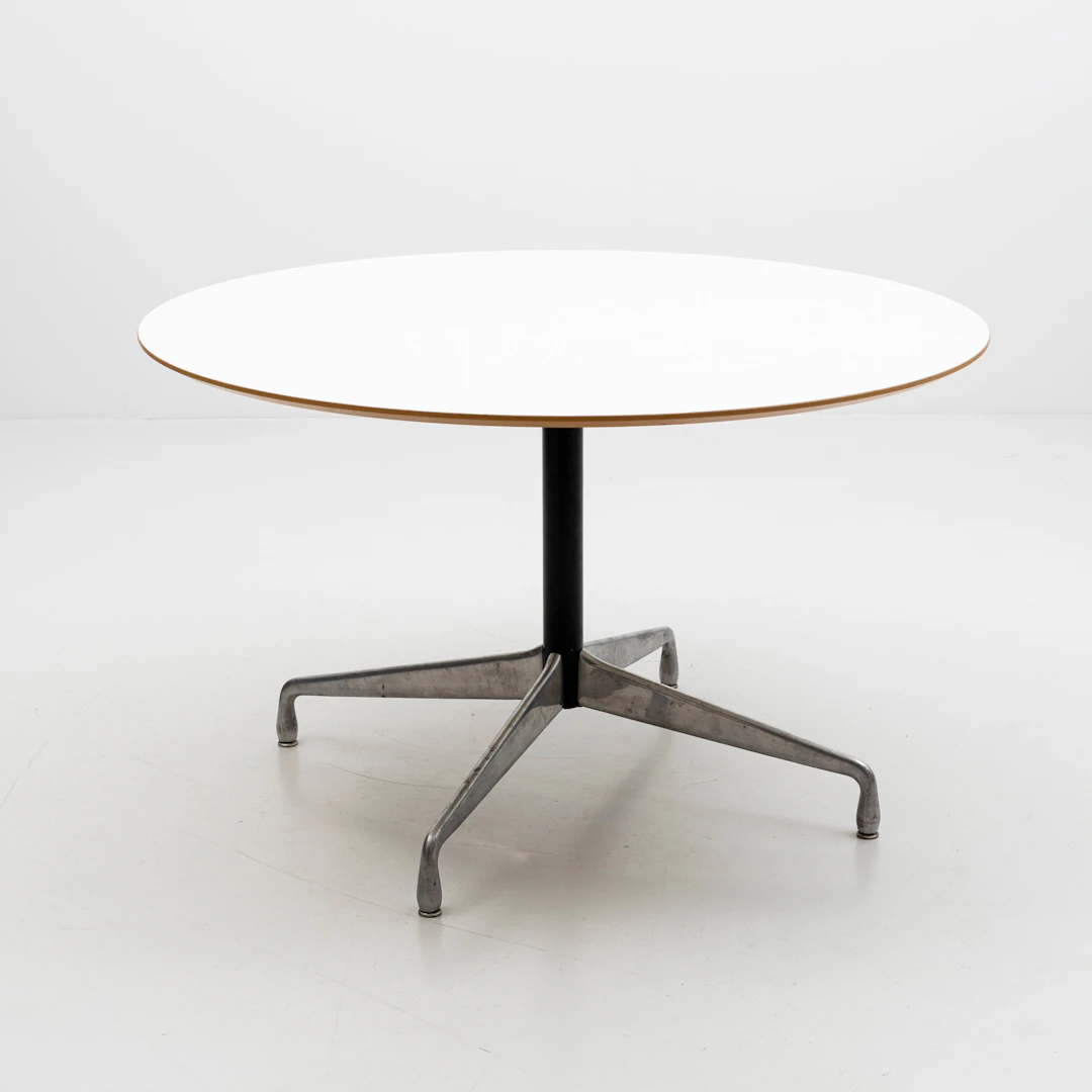 CHARLES & RAY EAMES, underrede, "Eames Segmented Tables", för Vitra.