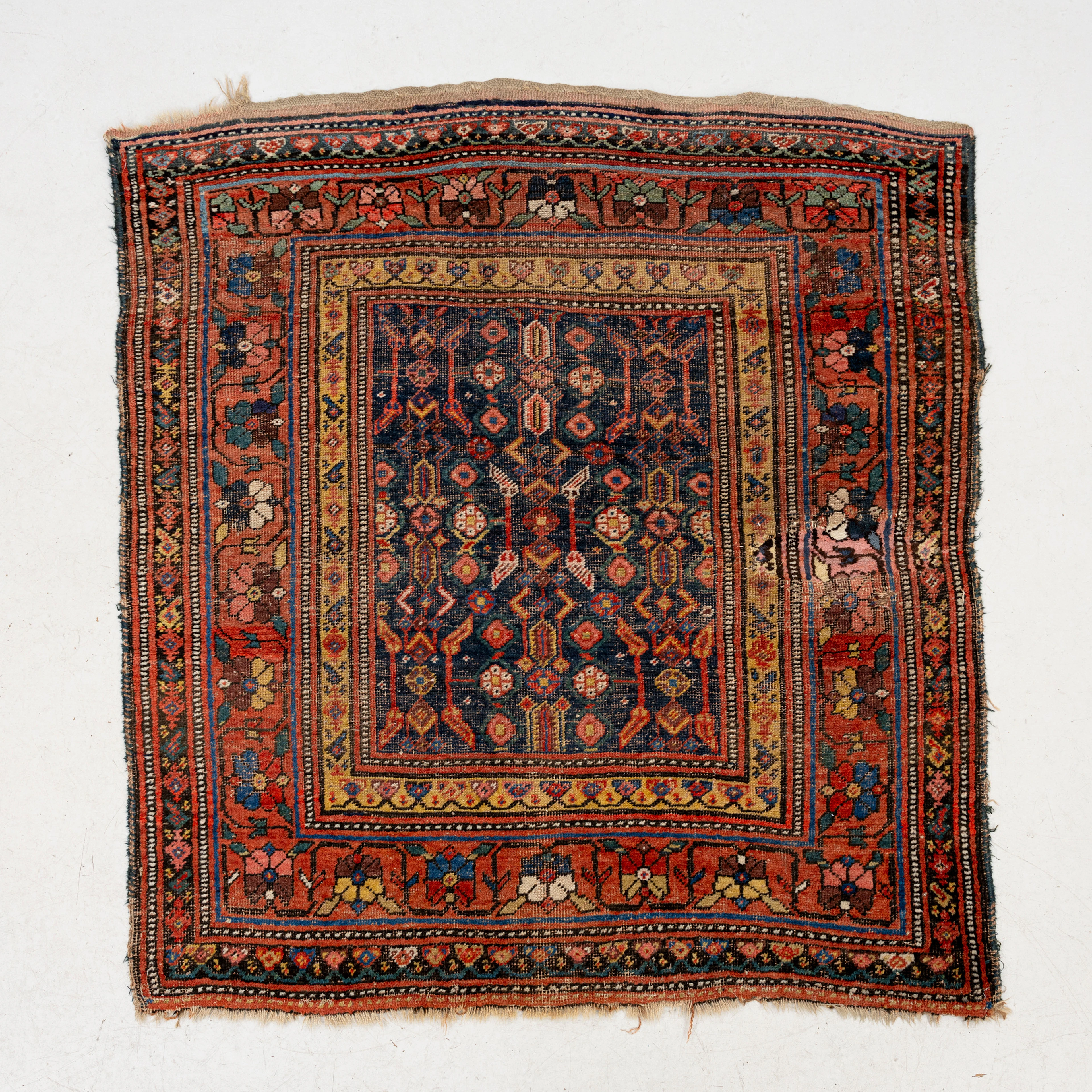 MATTA, Bakhtiari, ca 134x128 cm.