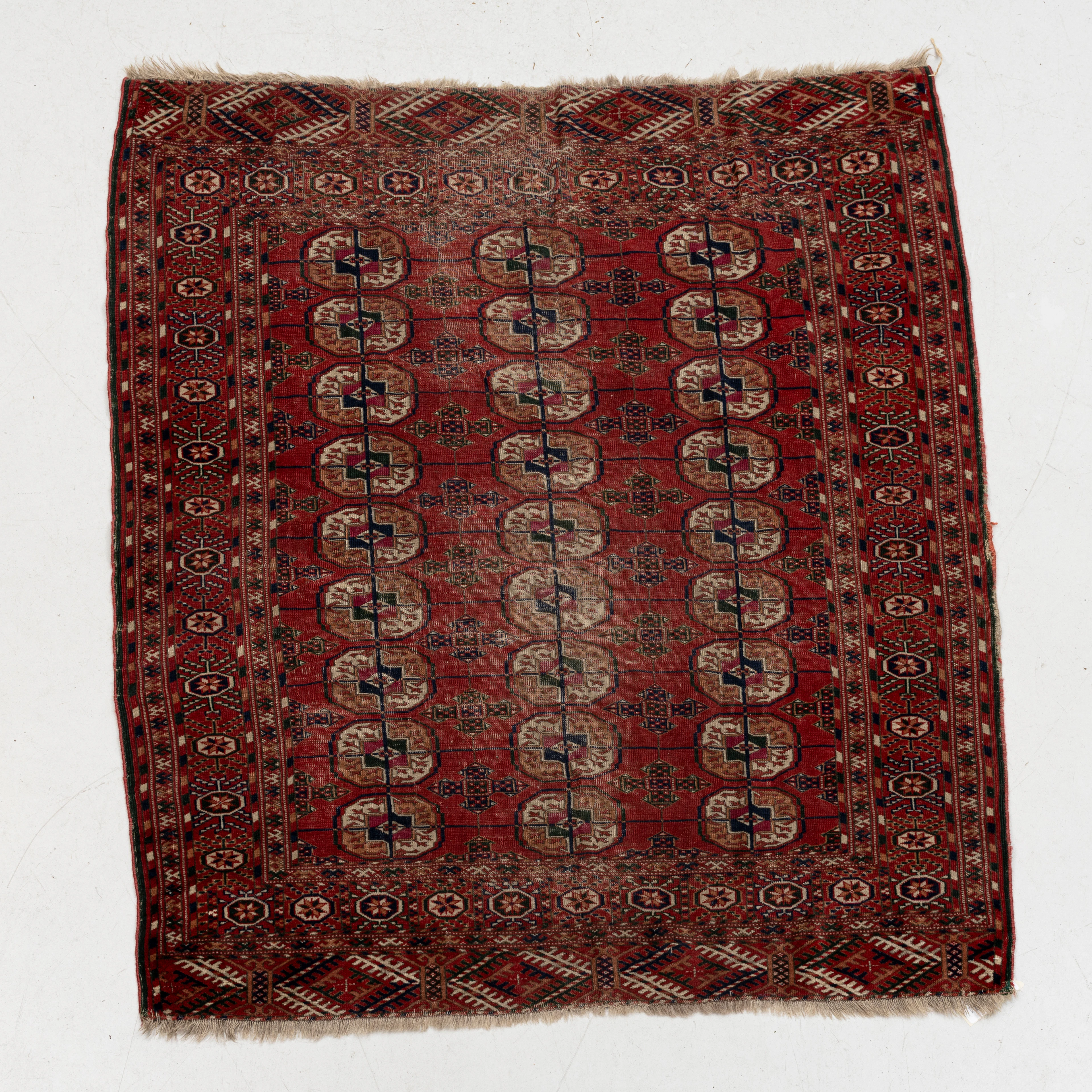 MATTA, Turkmen, Tekke, ca 147x130 cm.
