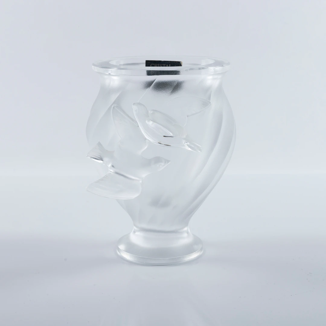 VAS, glas, signerad, Lalique.