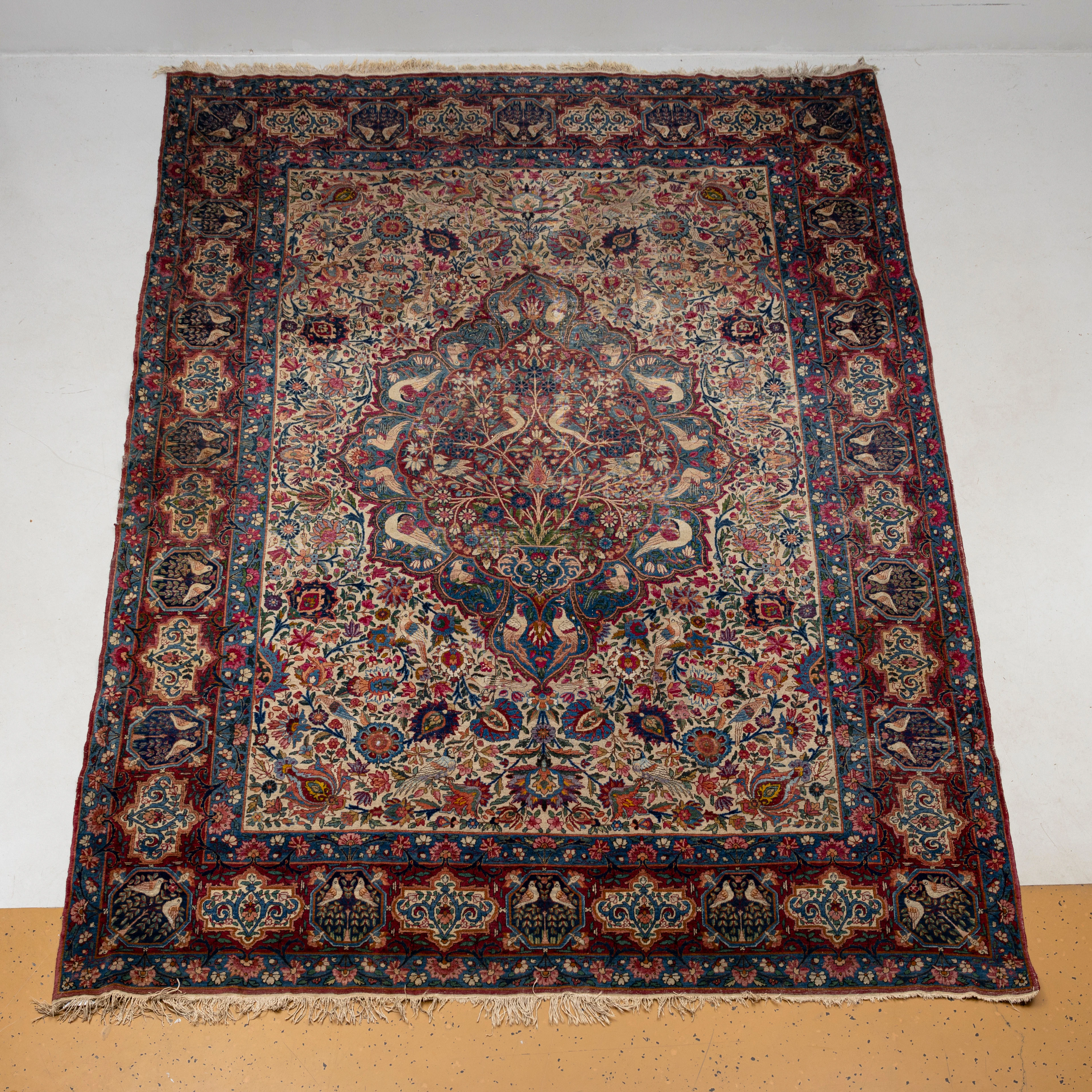 MATTA, Kirman Laver, södra Persien, antik, ca 397x278 cm.