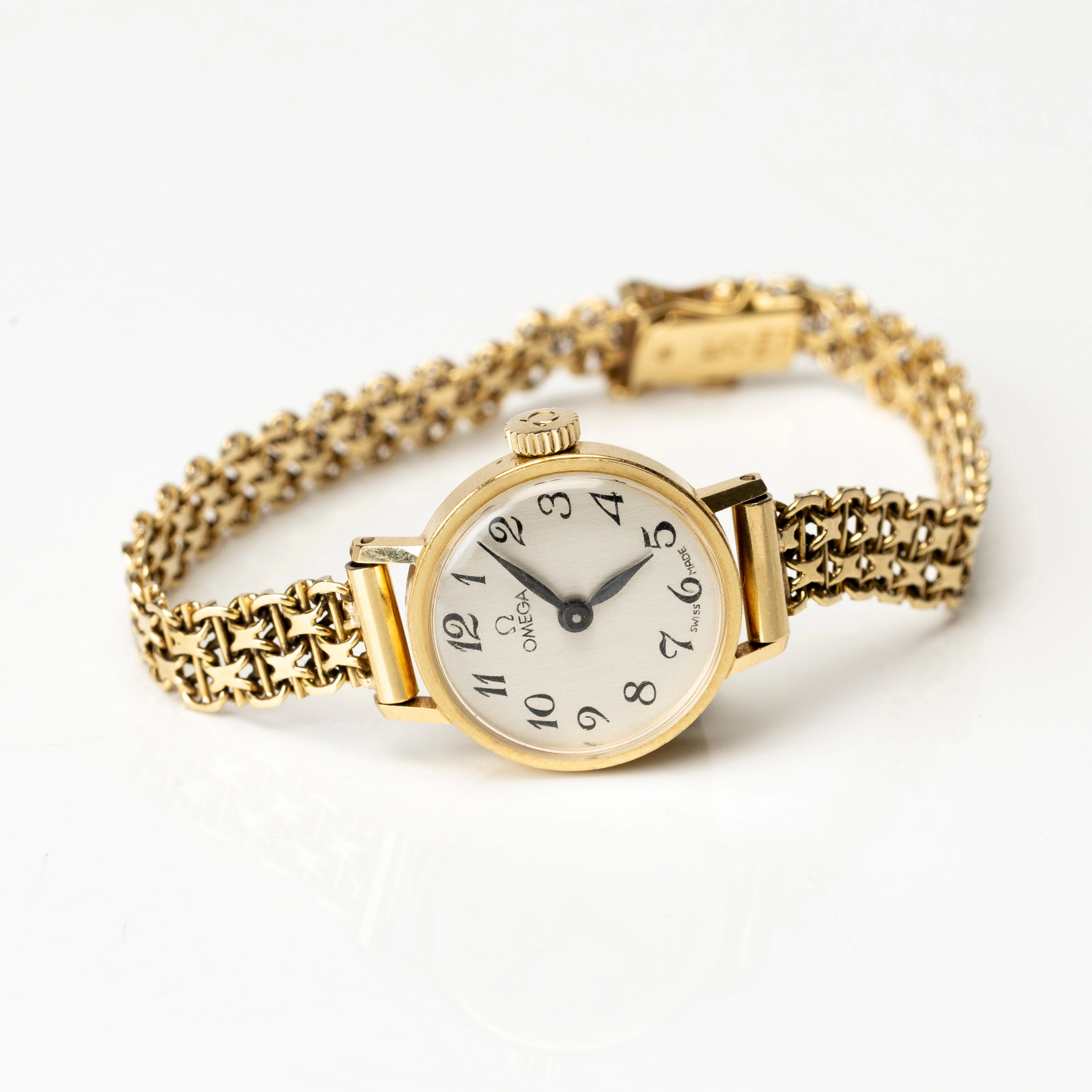 OMEGA, armbandsur, manuell, cal. 625, boett och länk av 18K guld