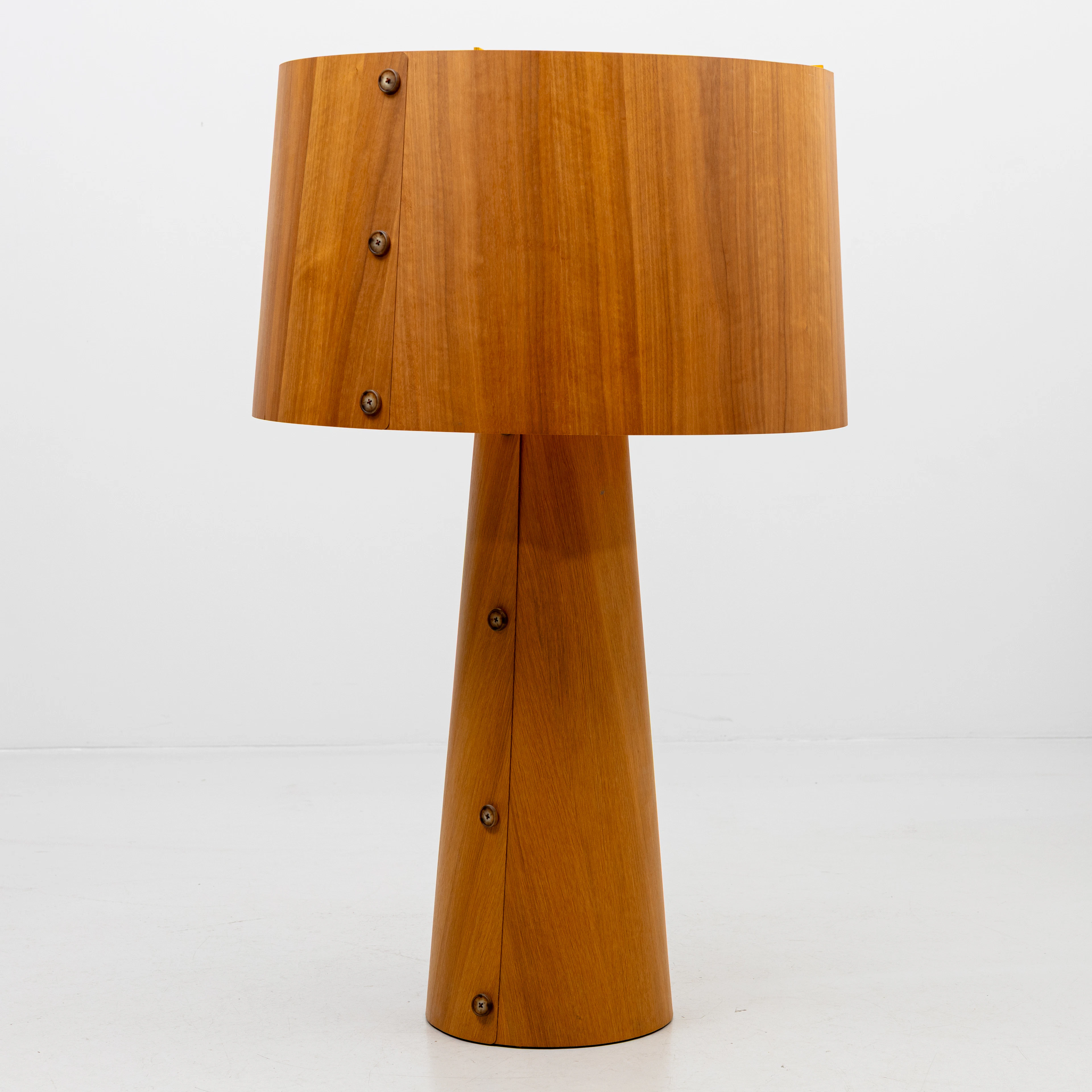 HENRI GARBERS. Golvlampa "Sophie" Lasfera. Designår 2014.