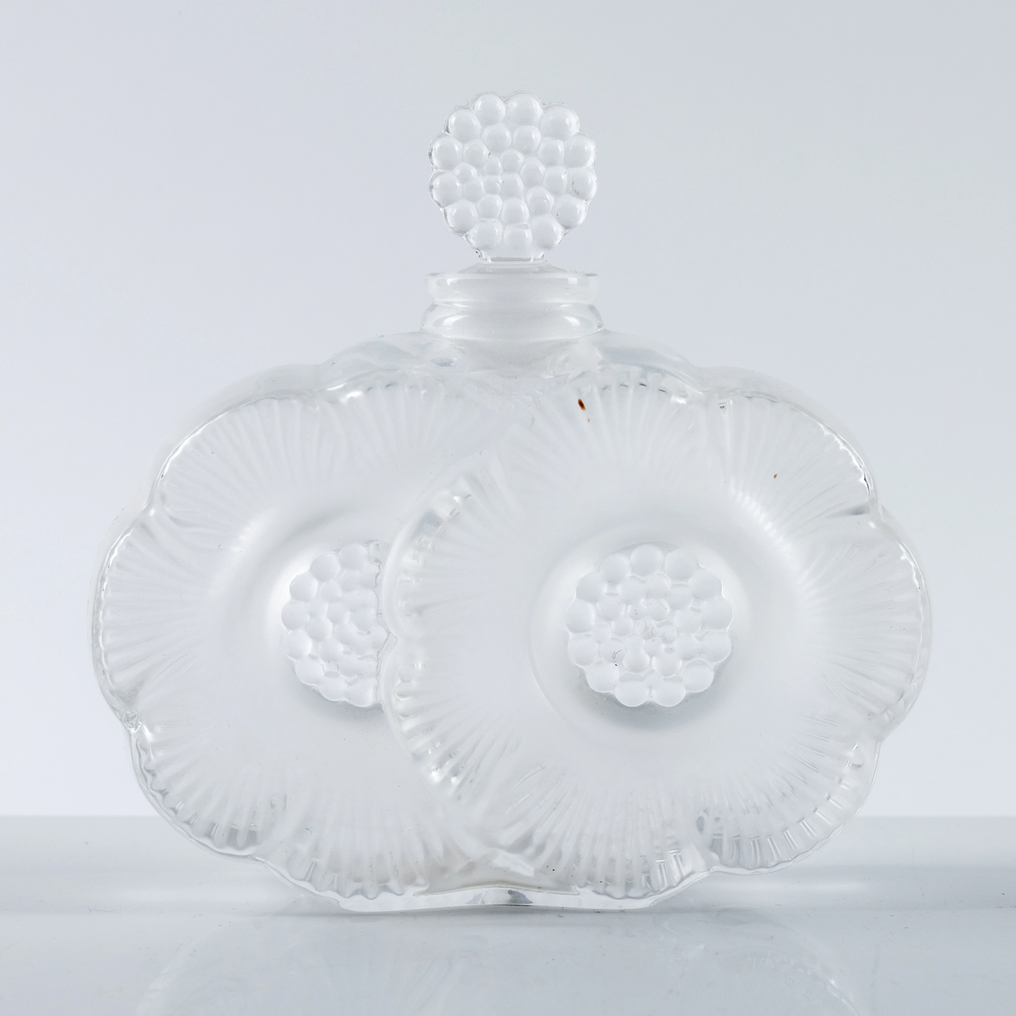PARFYMFLASKA, "Deaux Fleur", Lalique, Frankrike, signerad, 1900-tal.