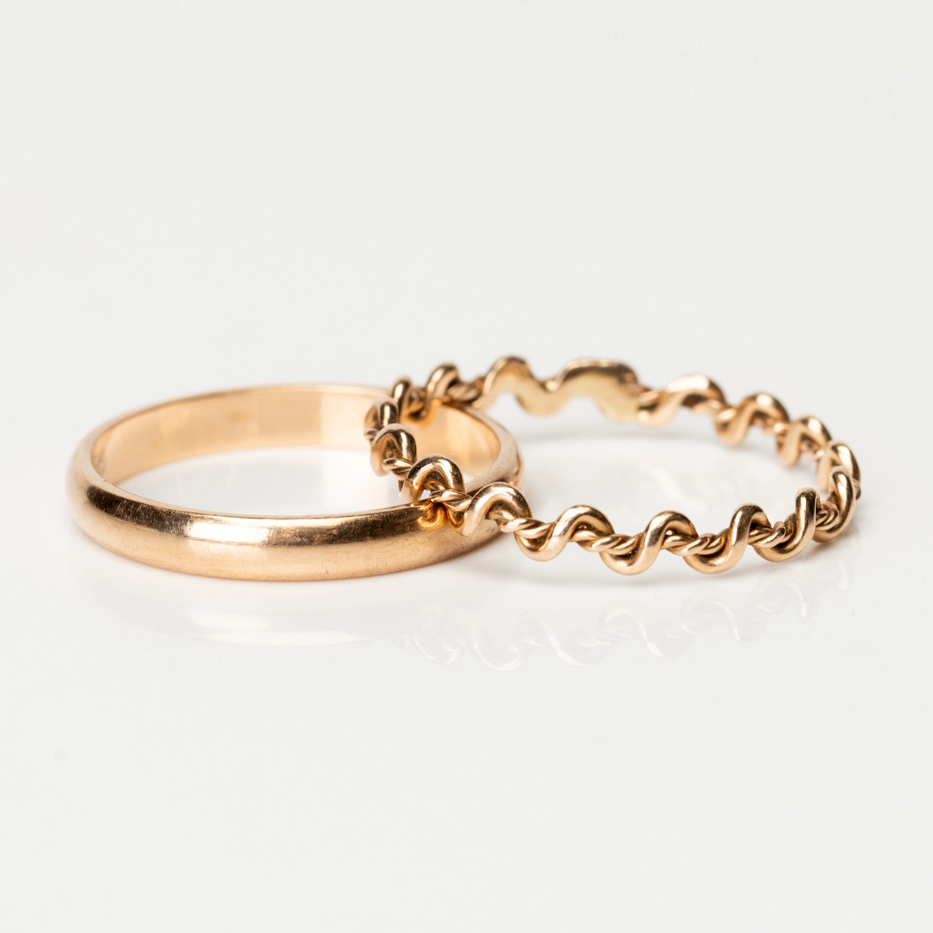 RINGAR 2 st, 14K guld, otydliga stämplar, 1900-tal.