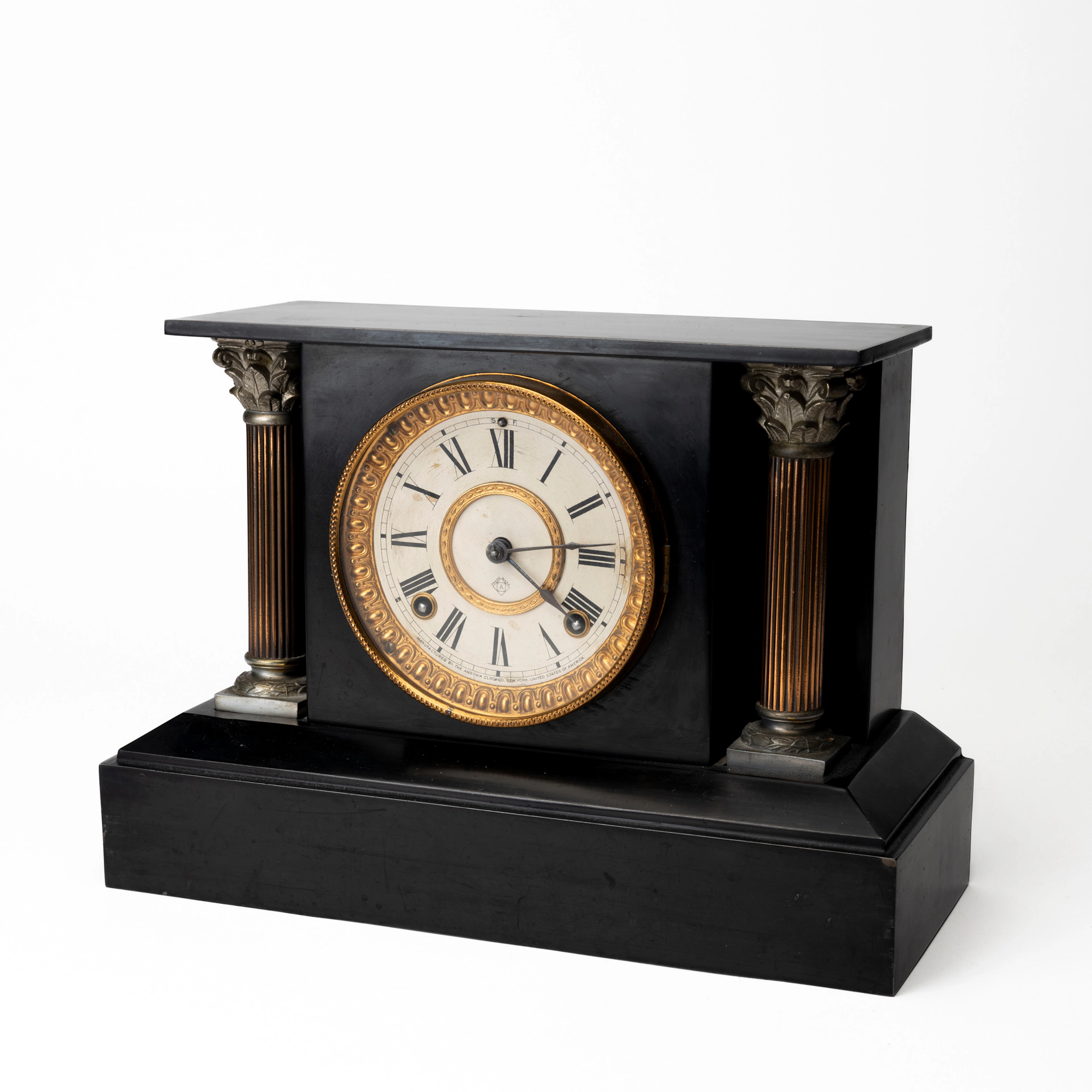 BORDSPENDYL, metall, Ansonia Clock Co New York, USA, 1900-talets första hälft.