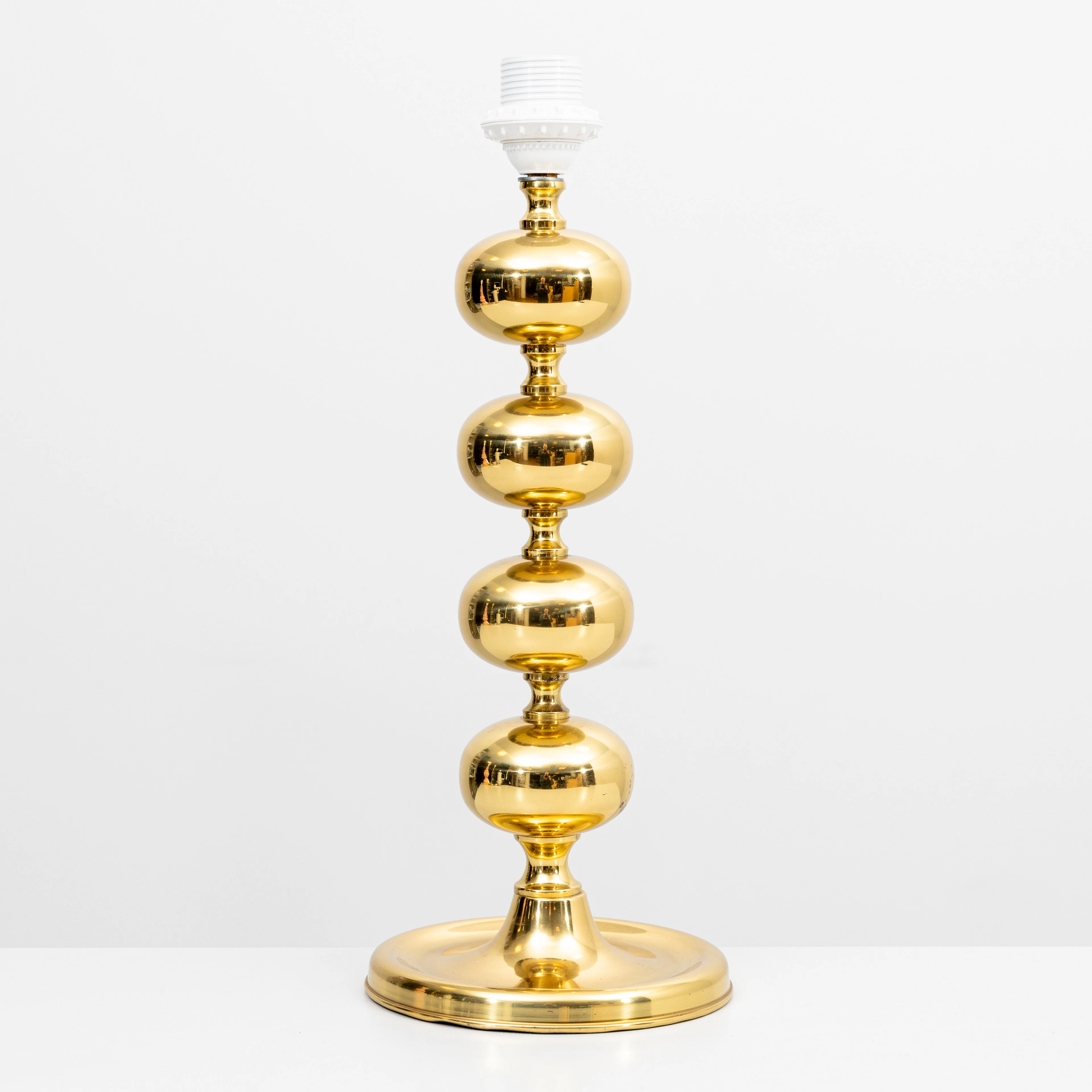BORDSLAMPA, mässing, märkt GMA 705, 1900-talets andra hälft.