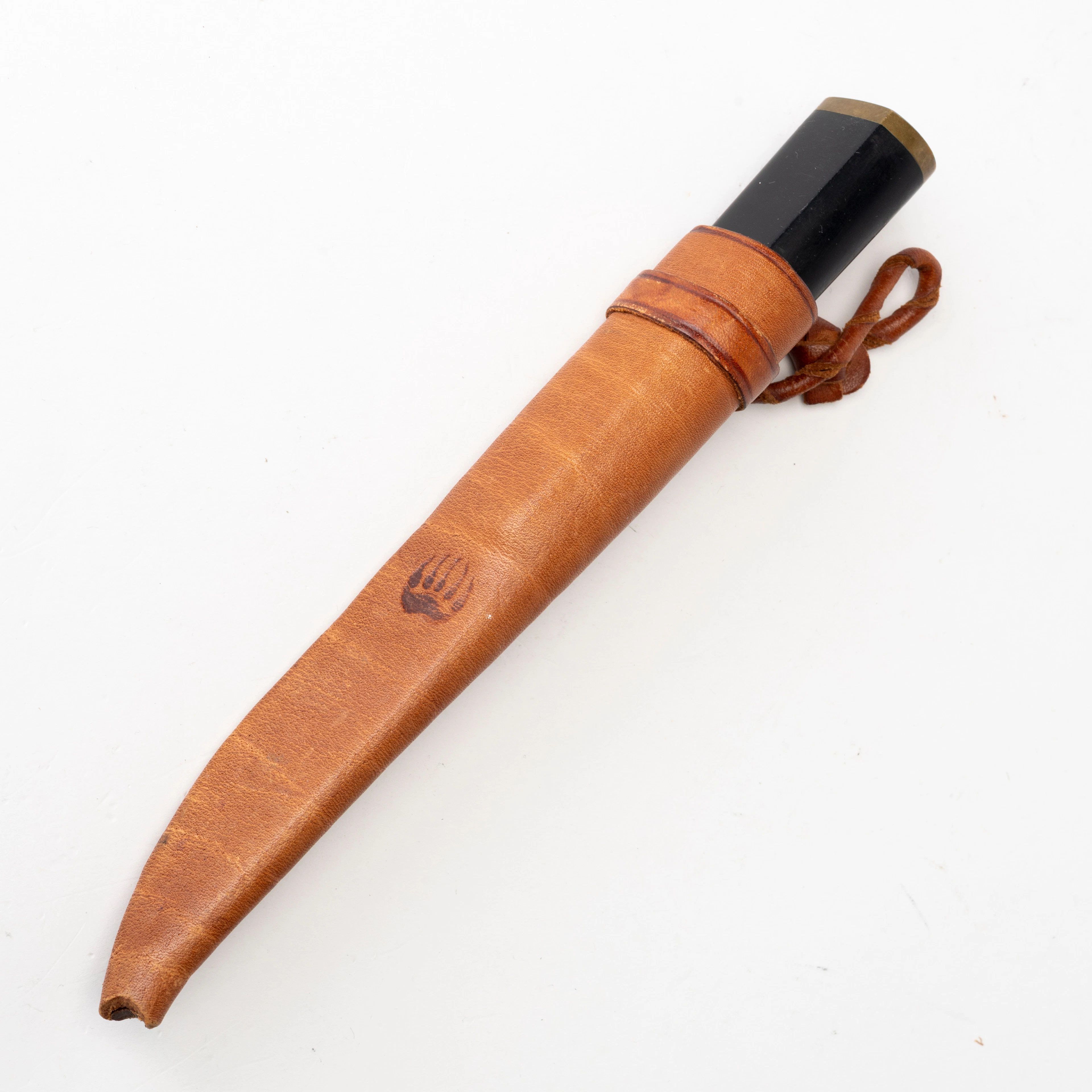 TAPIO WIRKALA. kniv i läderbalja, Hackman Finland.