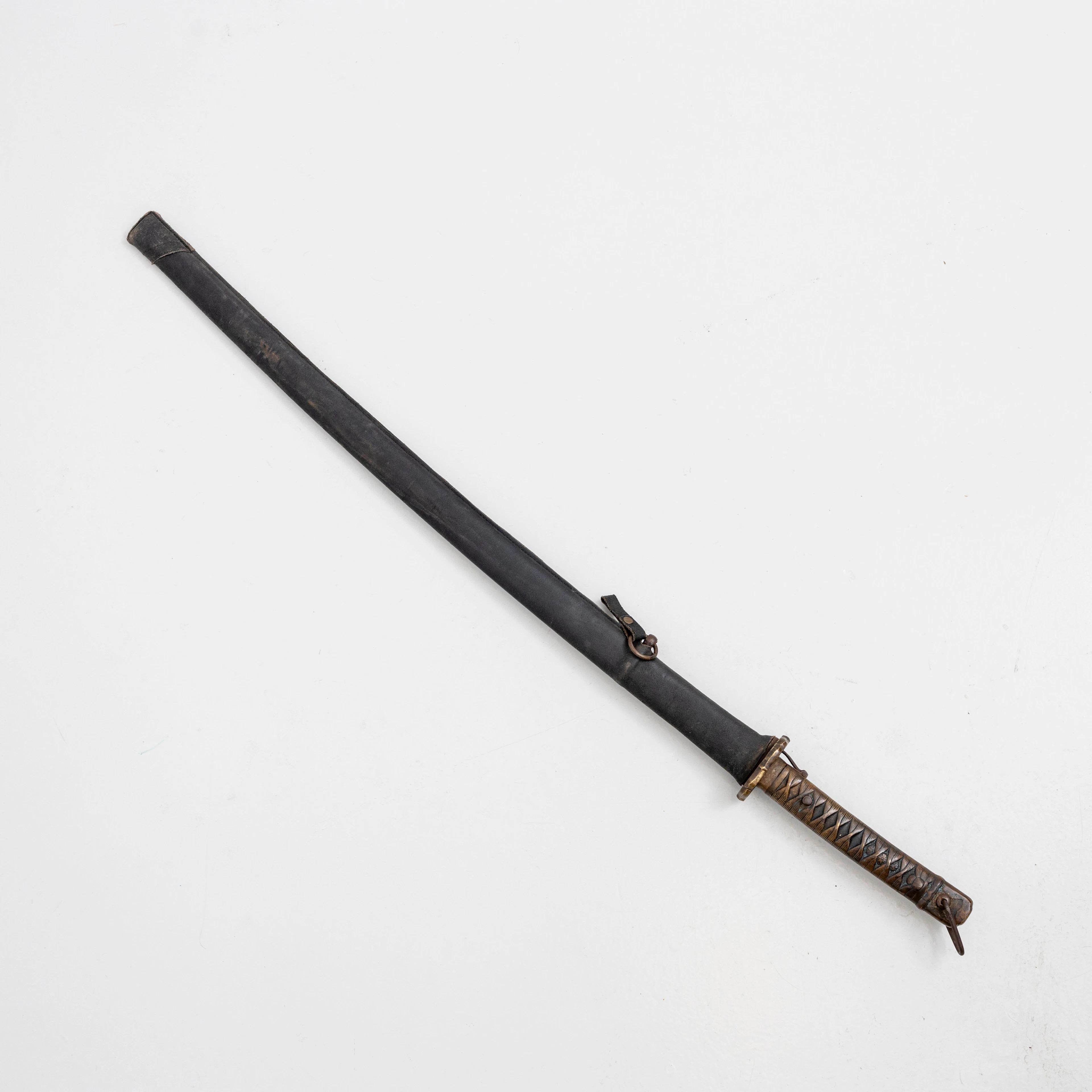 SHIN-GUNTO, för underofficer, läderklädd stålbalja, typ 95, Japan
