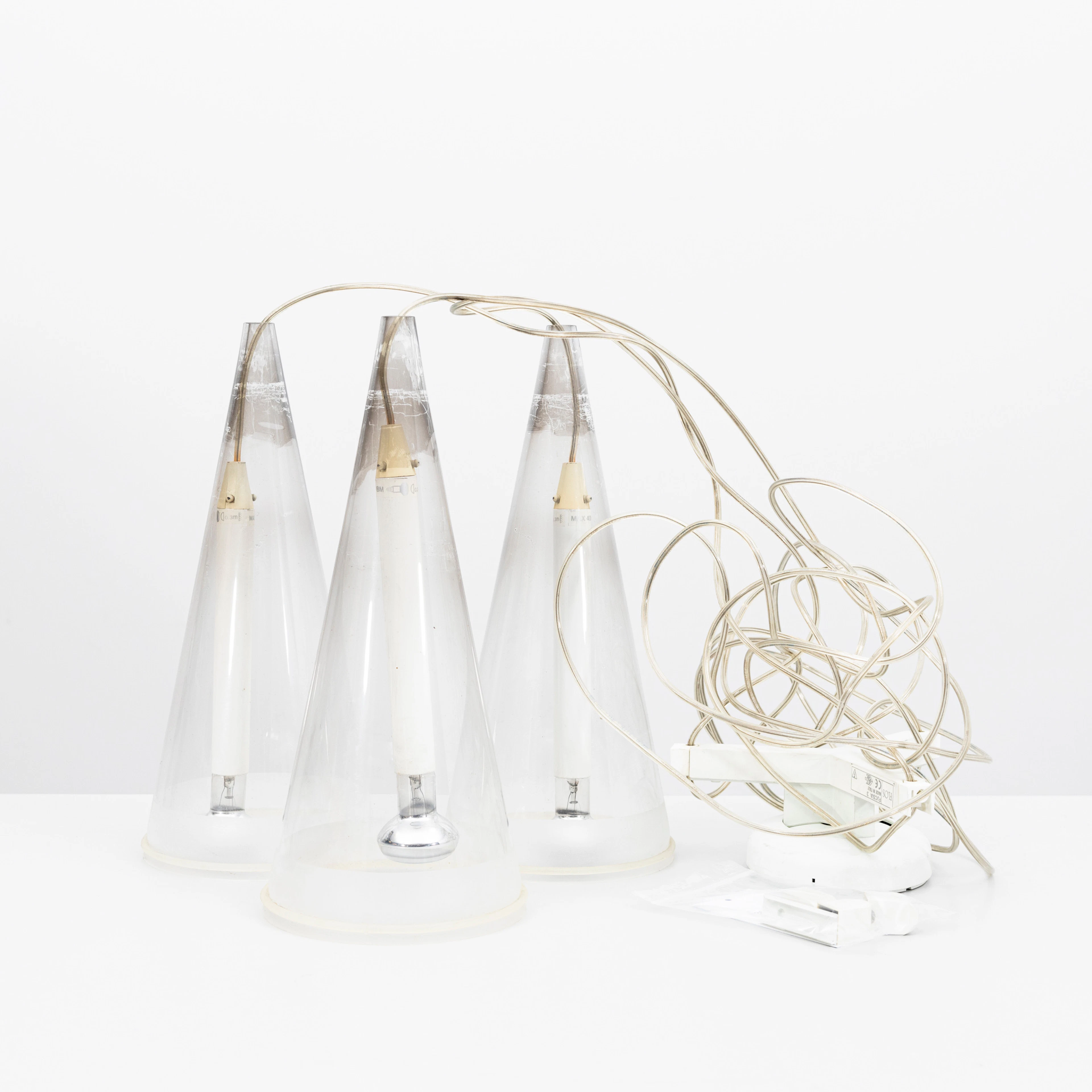ACHILLE CASTIGLIONI. Taklampa/Pendel, handblåst glas, silikon och