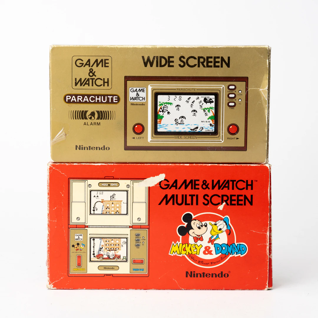 SPELKONSOLER 2 st, Game & Watch Nintendo, Mickey & Donald DM-53 samt