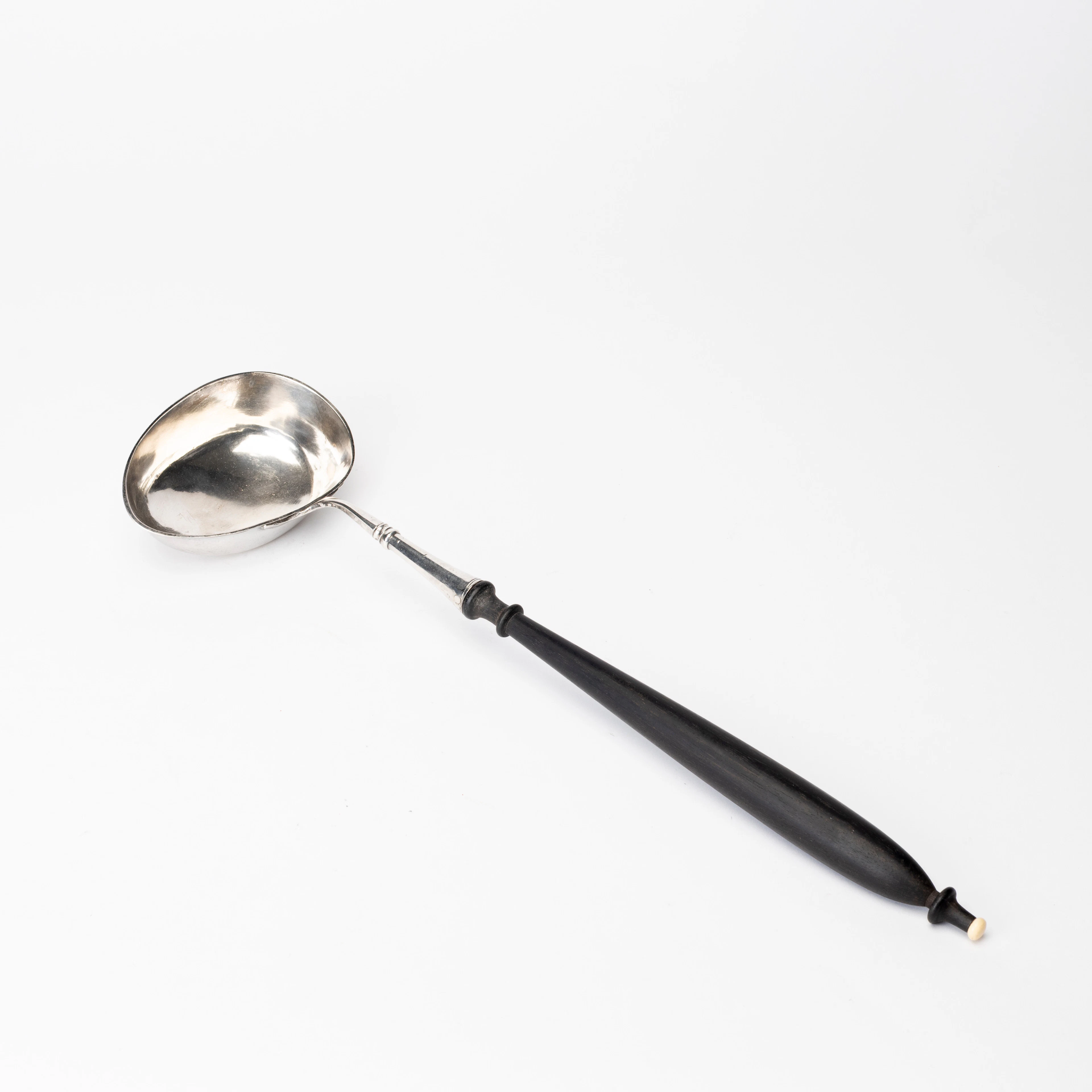 SOPPSLEV, delvis silver, otydliga stämplar, 1800-tal.