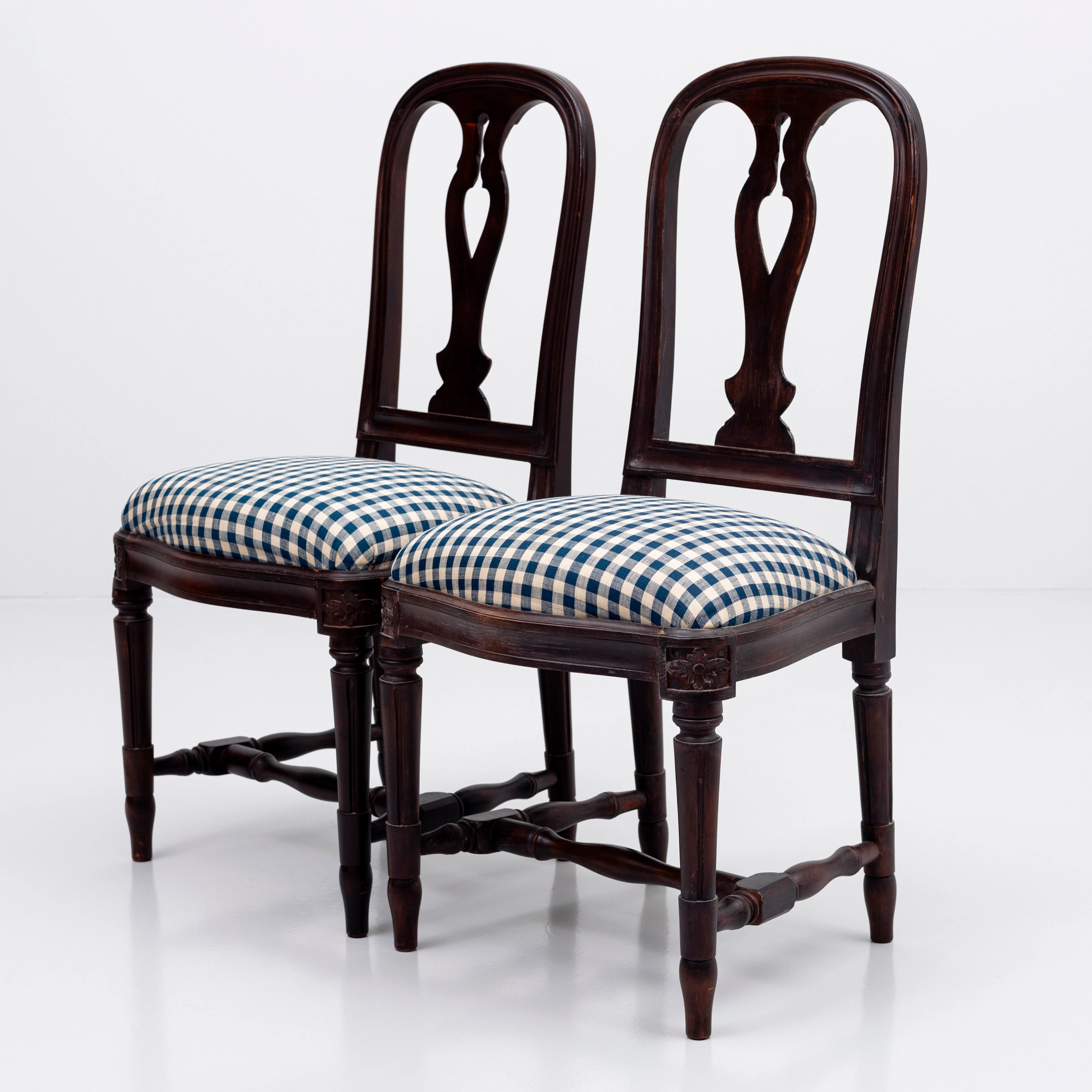 STOLAR, ett par, "Hallunda", IKEA´s 1700-tals serie.
